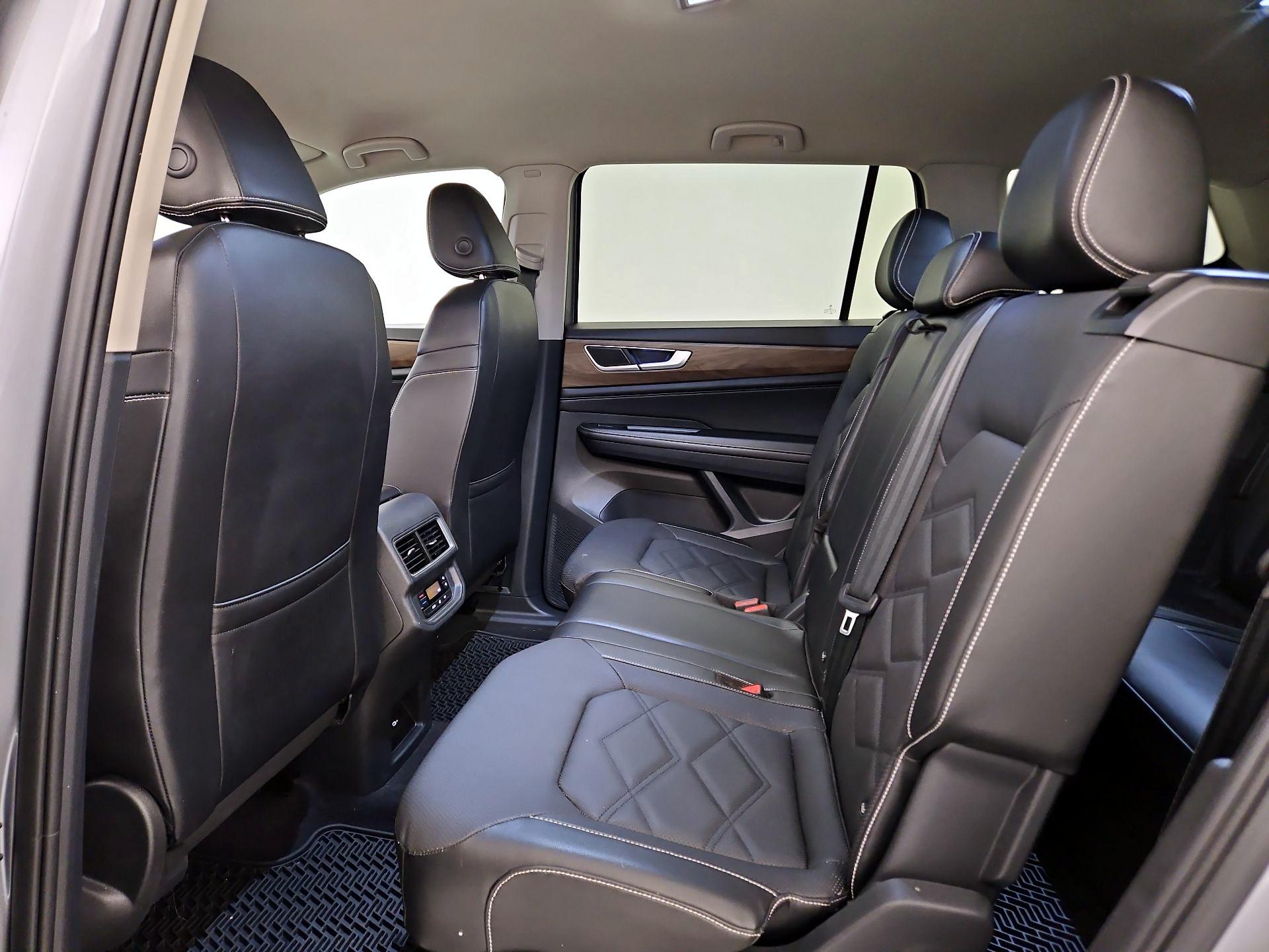 Thumbnail: 2024 Volkswagen Atlas - 19