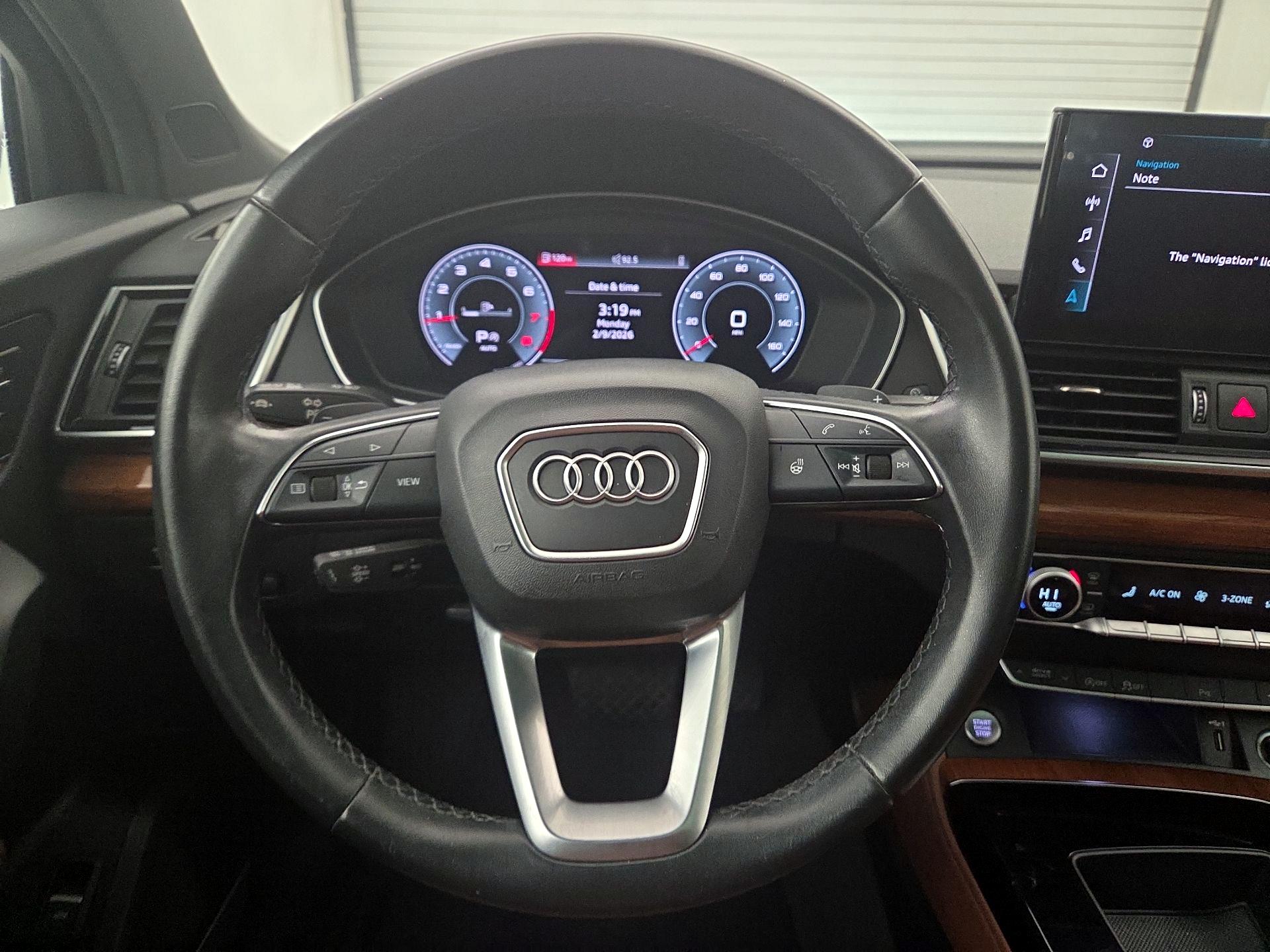 Thumbnail: 2022 Audi Q5 - 10