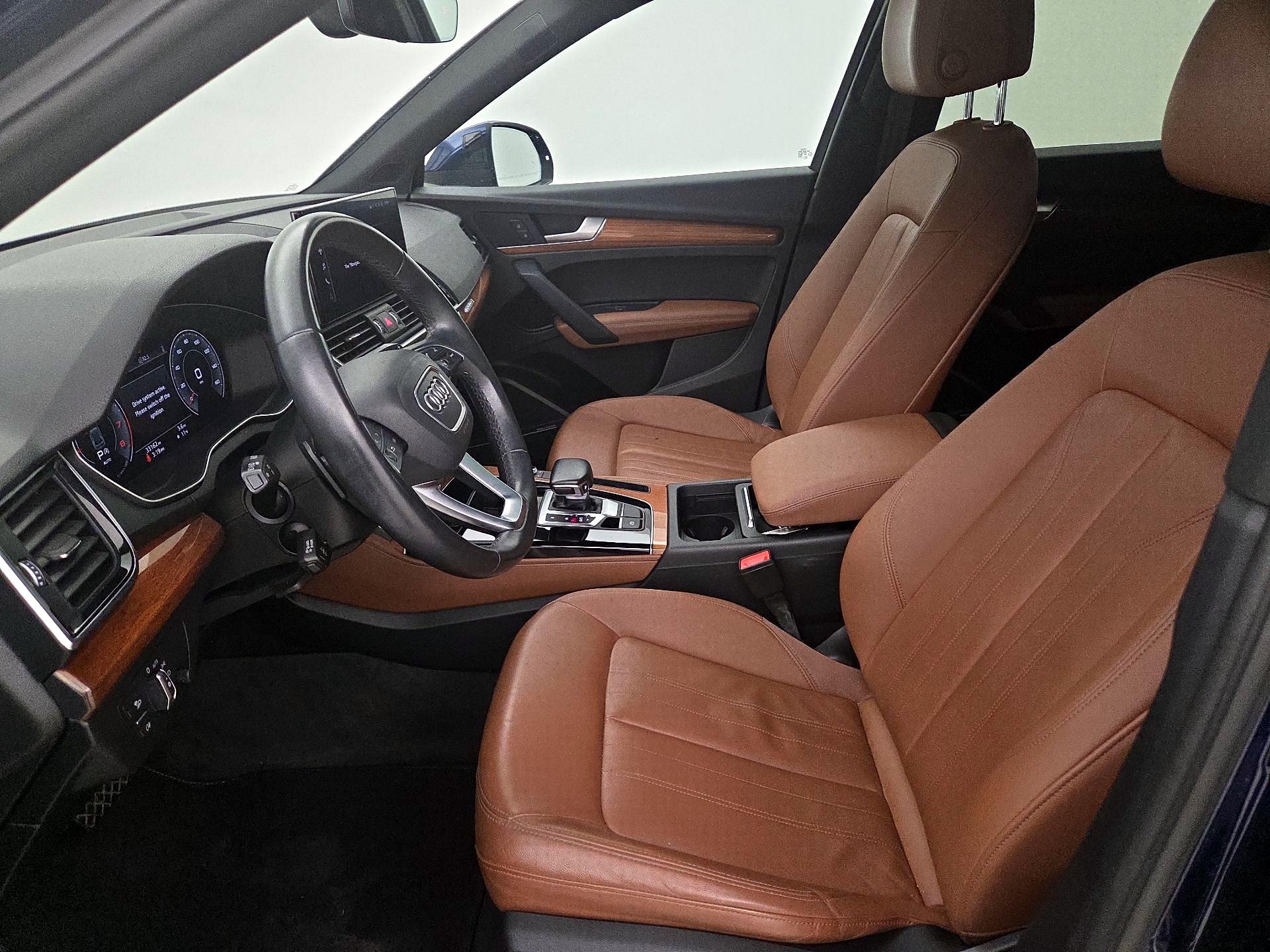 Thumbnail: 2022 Audi Q5 - 11