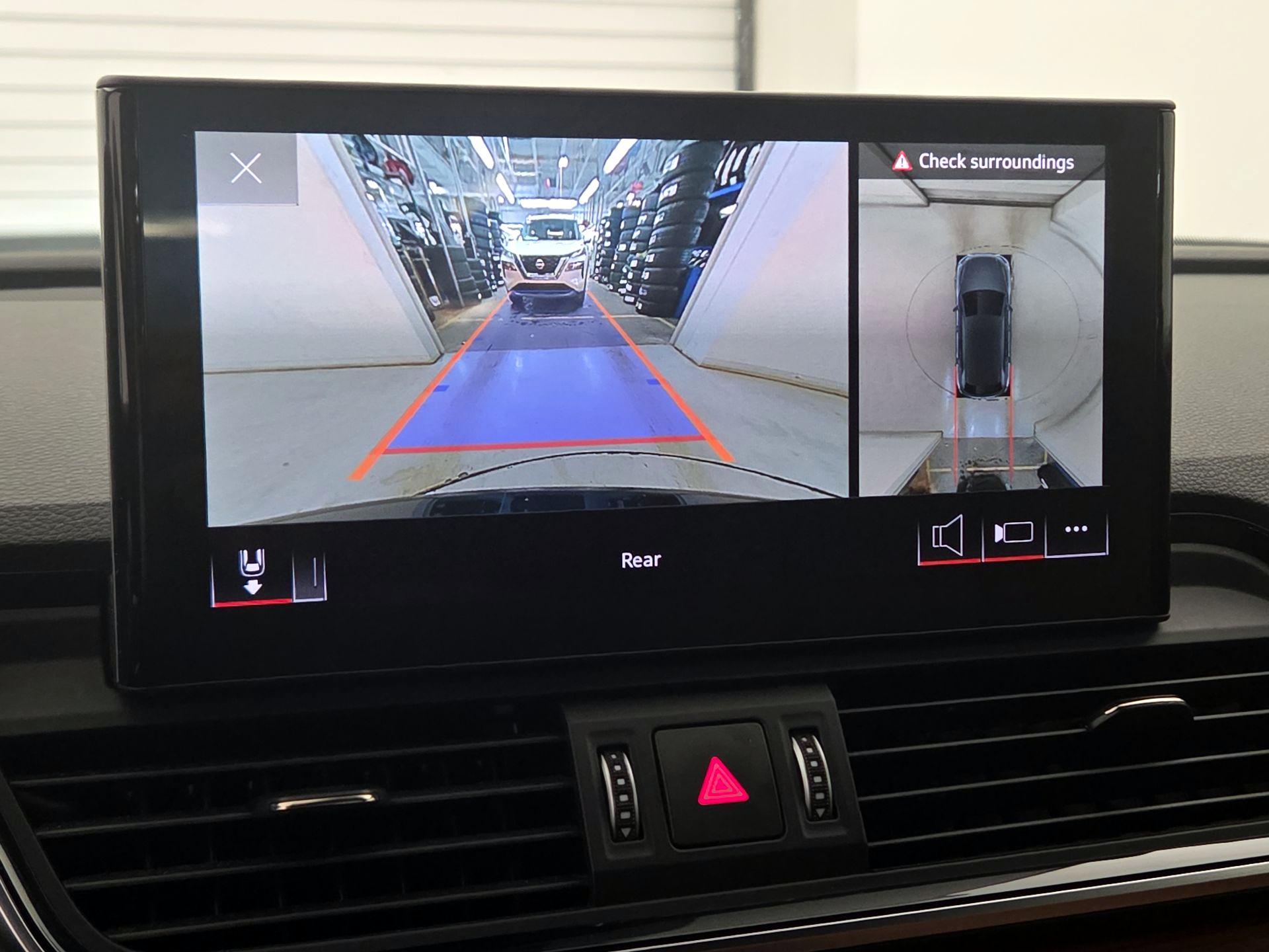 Thumbnail: 2022 Audi Q5 - 14