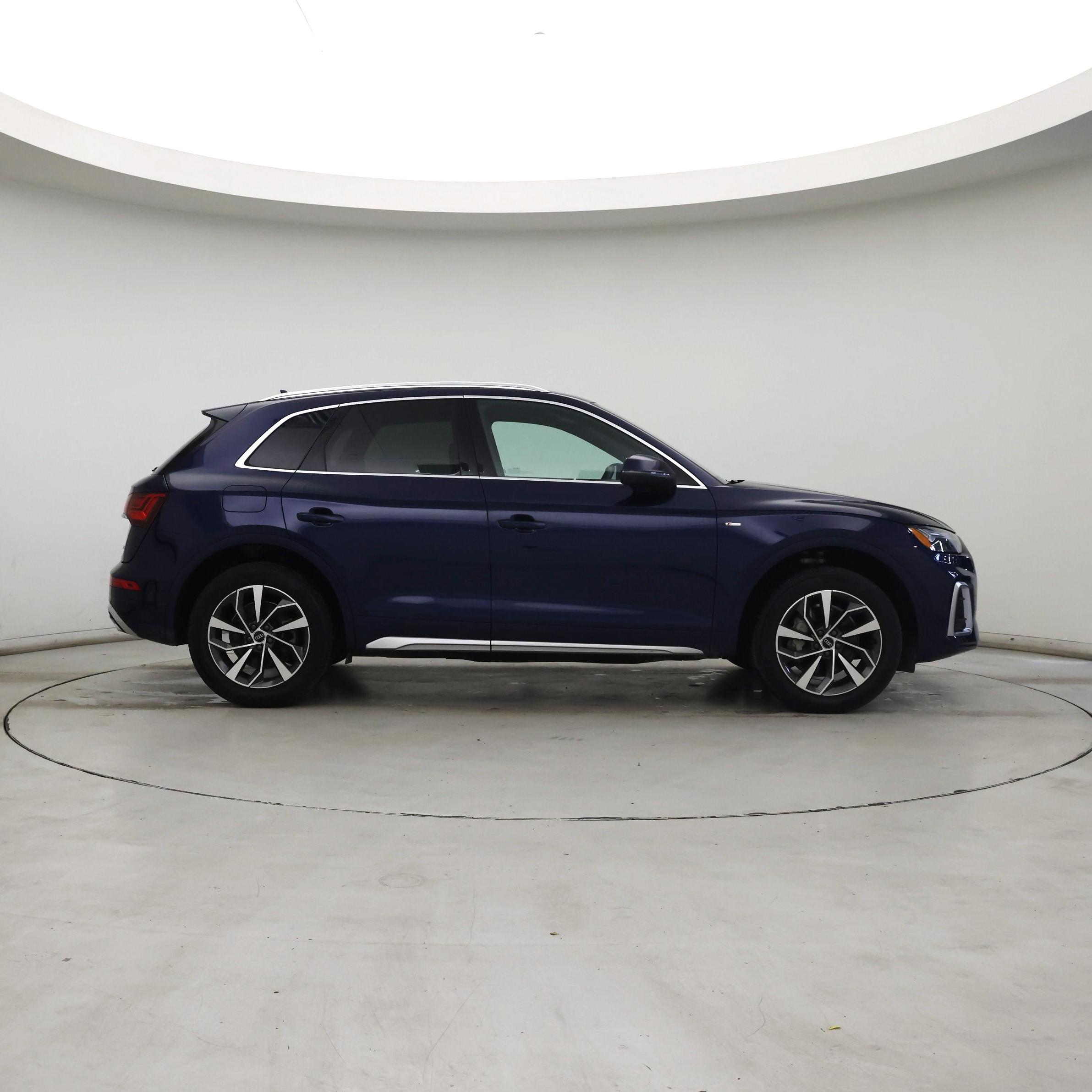 Thumbnail: 2022 Audi Q5 - 7