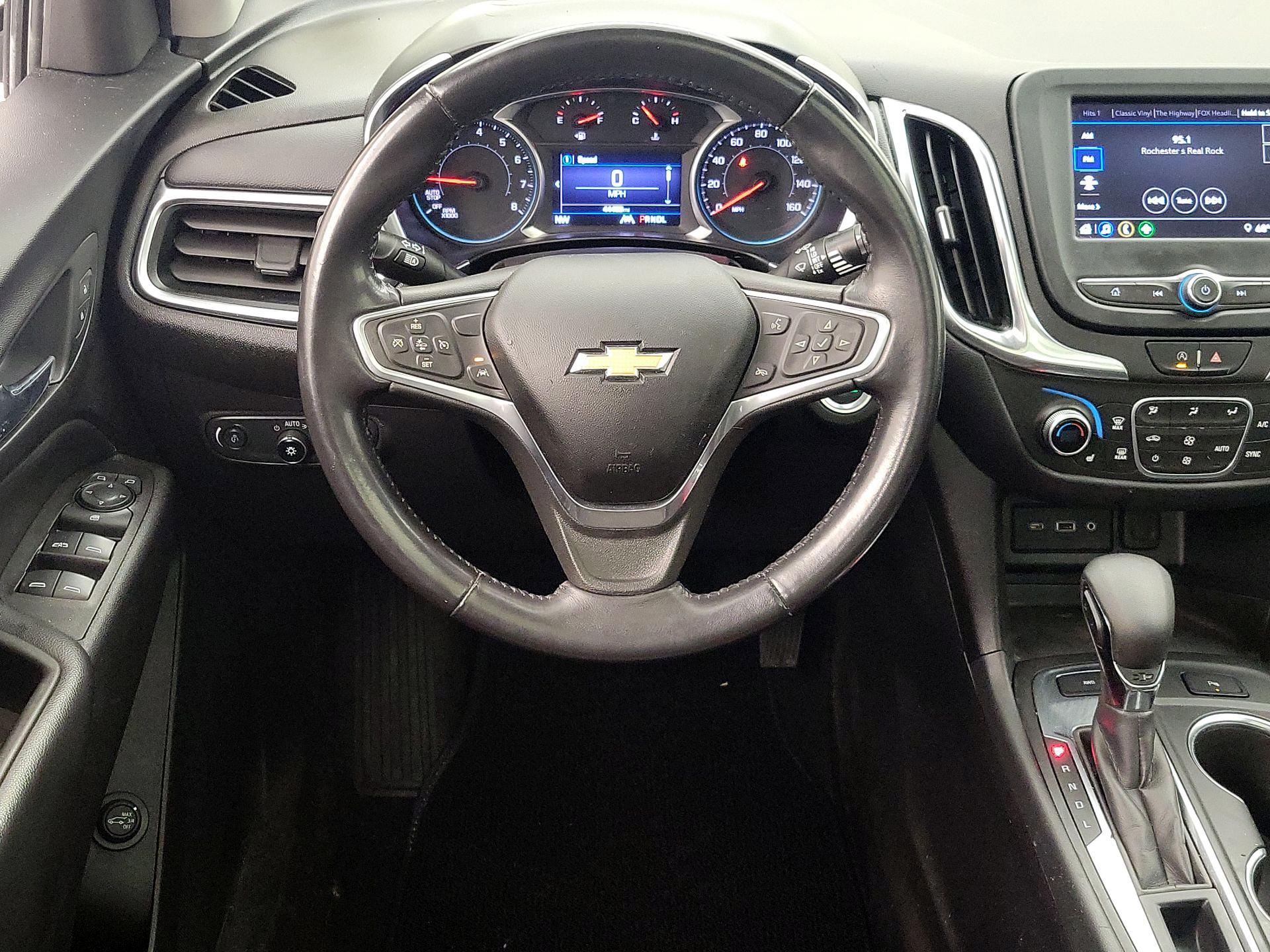 Thumbnail: 2022 Chevrolet Equinox - 10