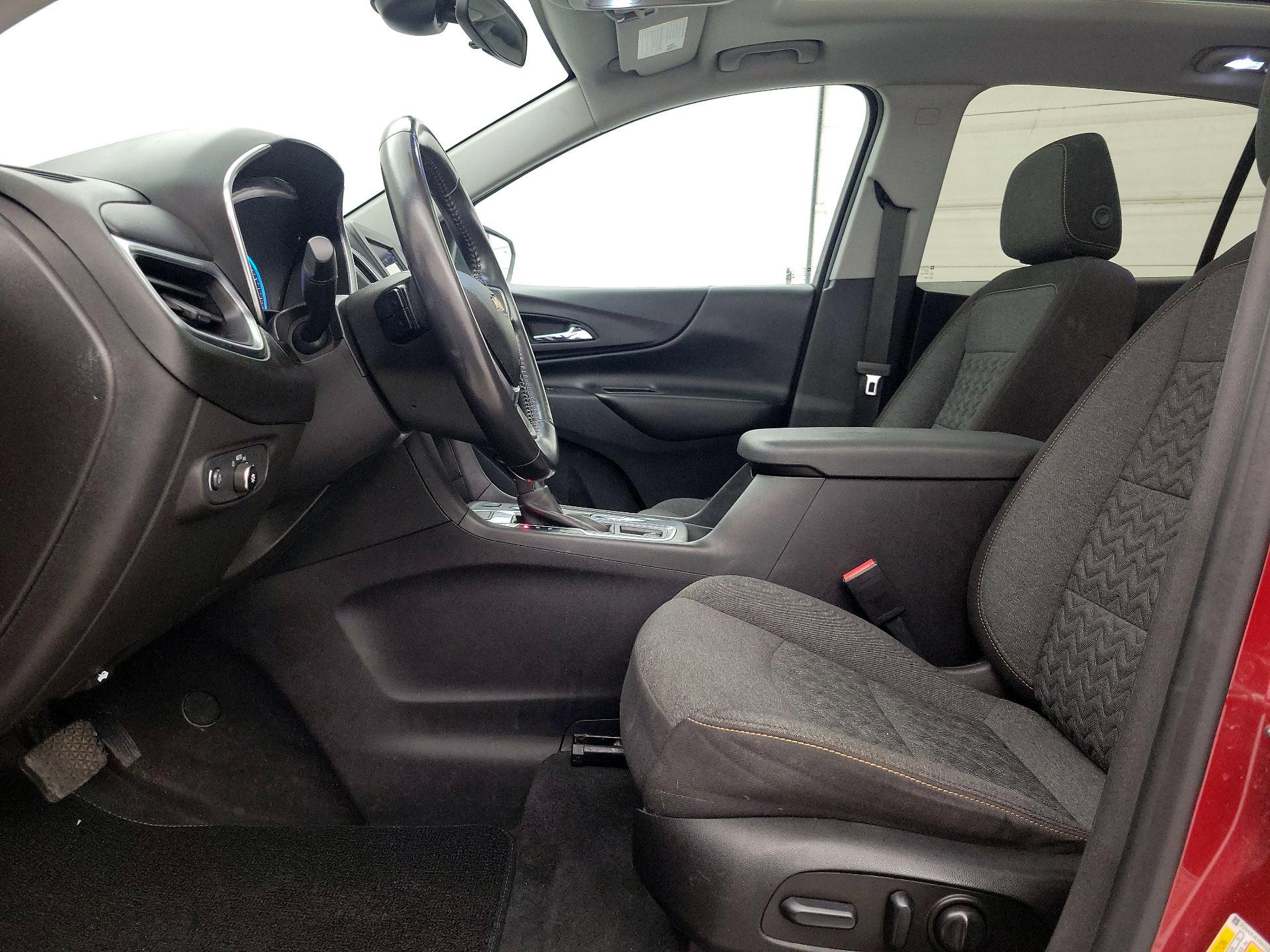 Thumbnail: 2022 Chevrolet Equinox - 11