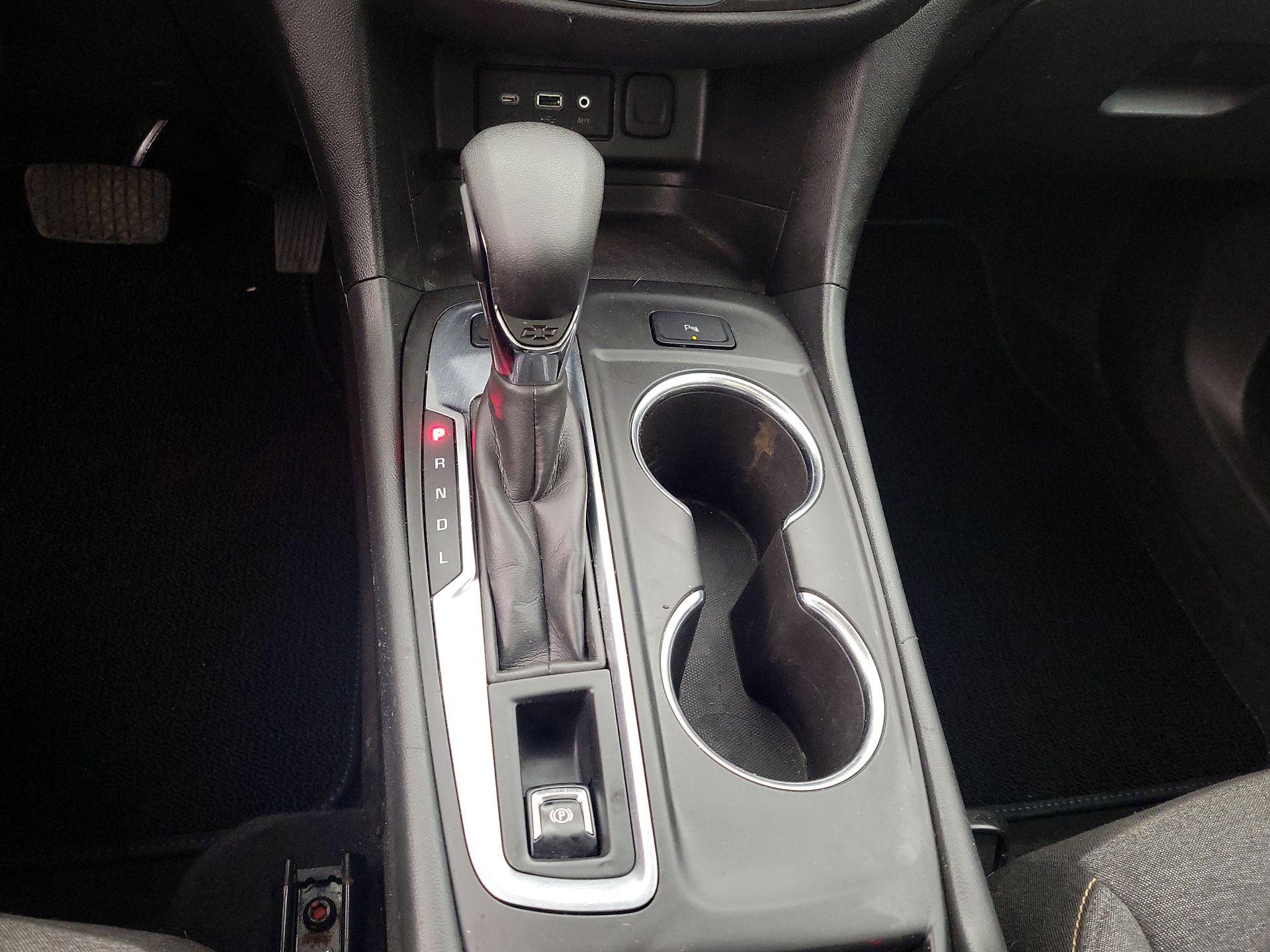 Thumbnail: 2022 Chevrolet Equinox - 17