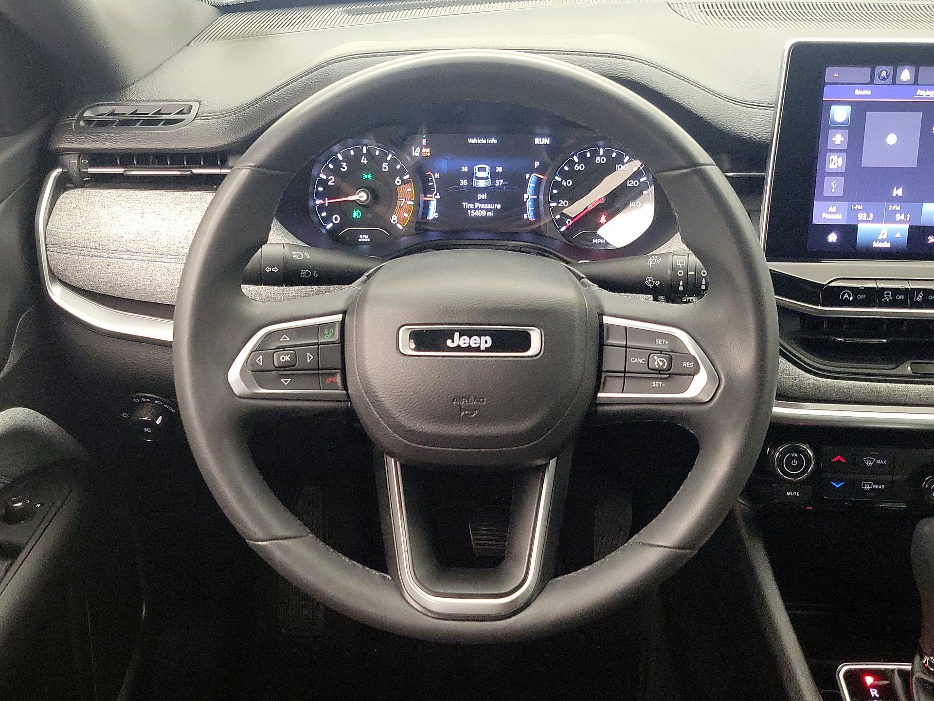 Thumbnail: 2023 Jeep Compass - 10