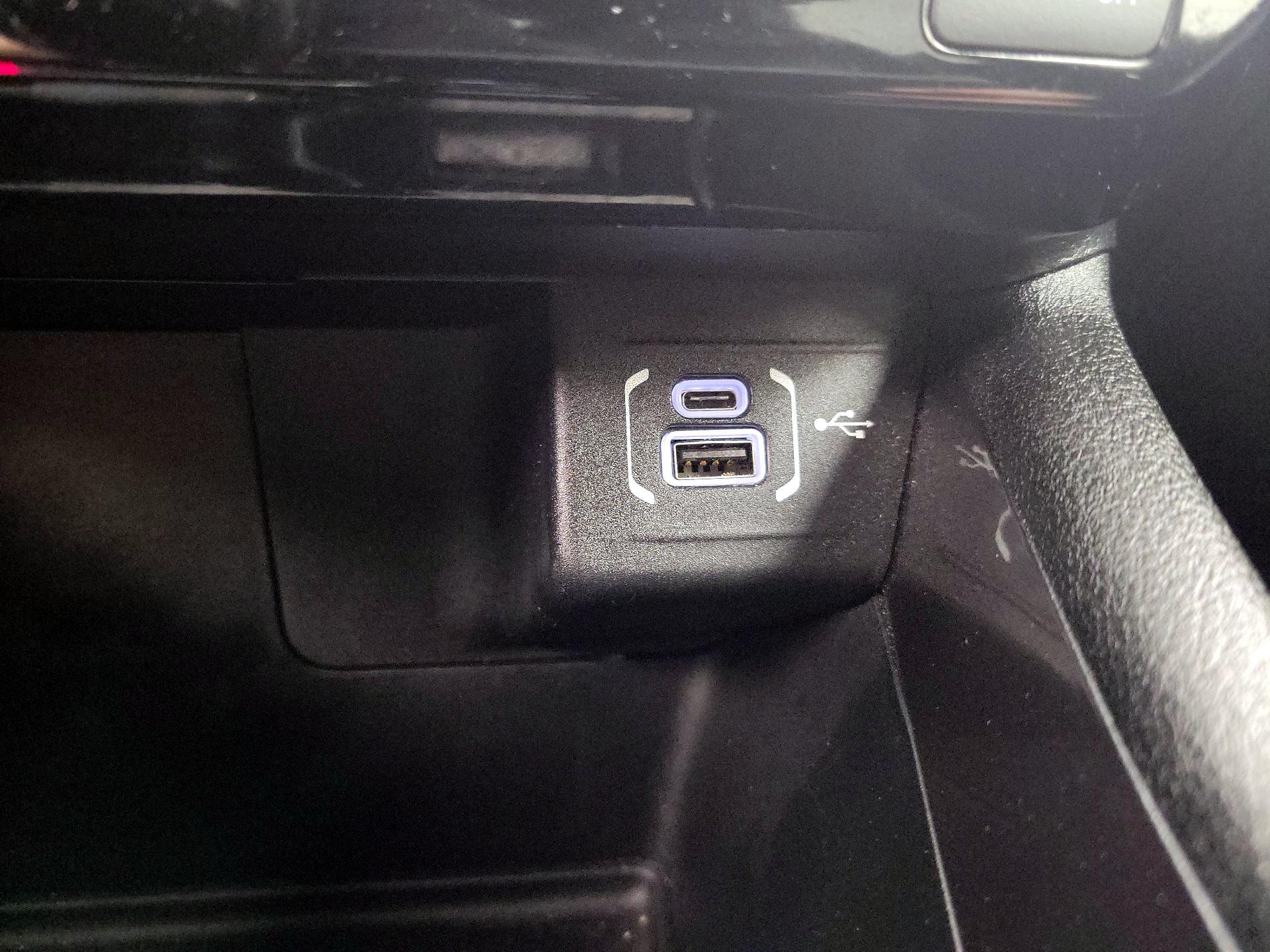 Thumbnail: 2023 Jeep Compass - 18