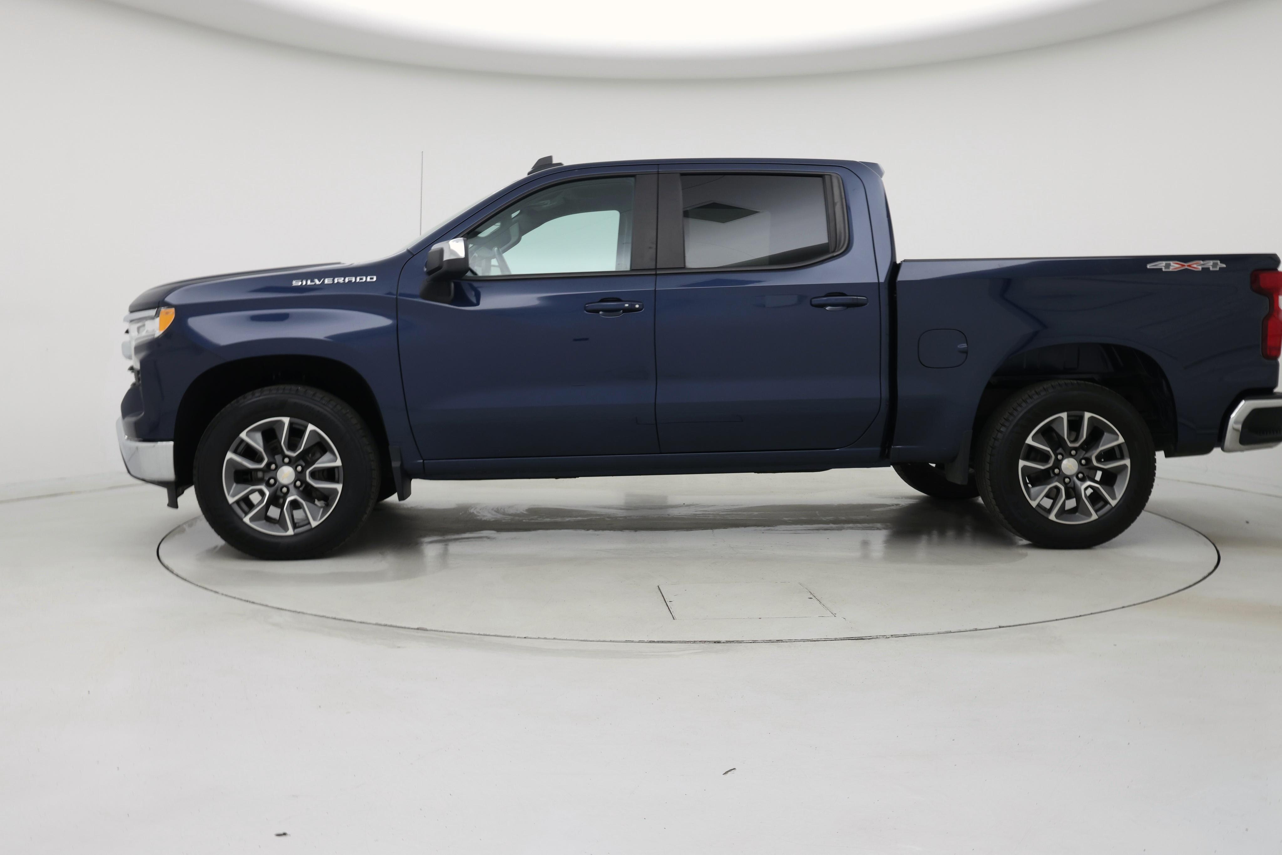 Thumbnail: 2022 Chevrolet Silverado 1500 - 3