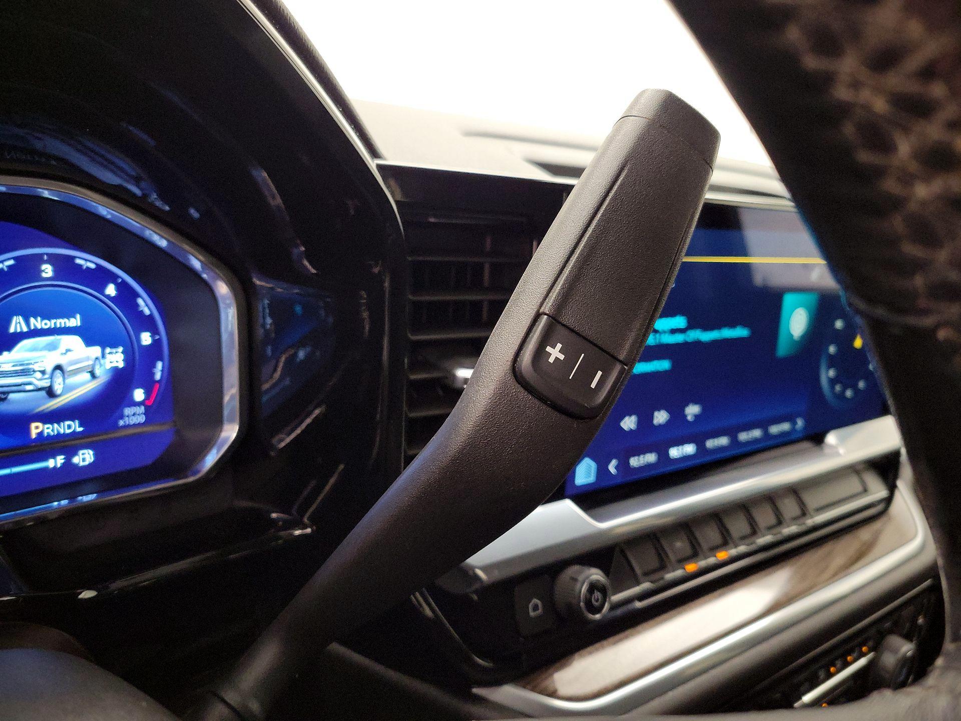 Thumbnail: 2022 Chevrolet Silverado 1500 - 18