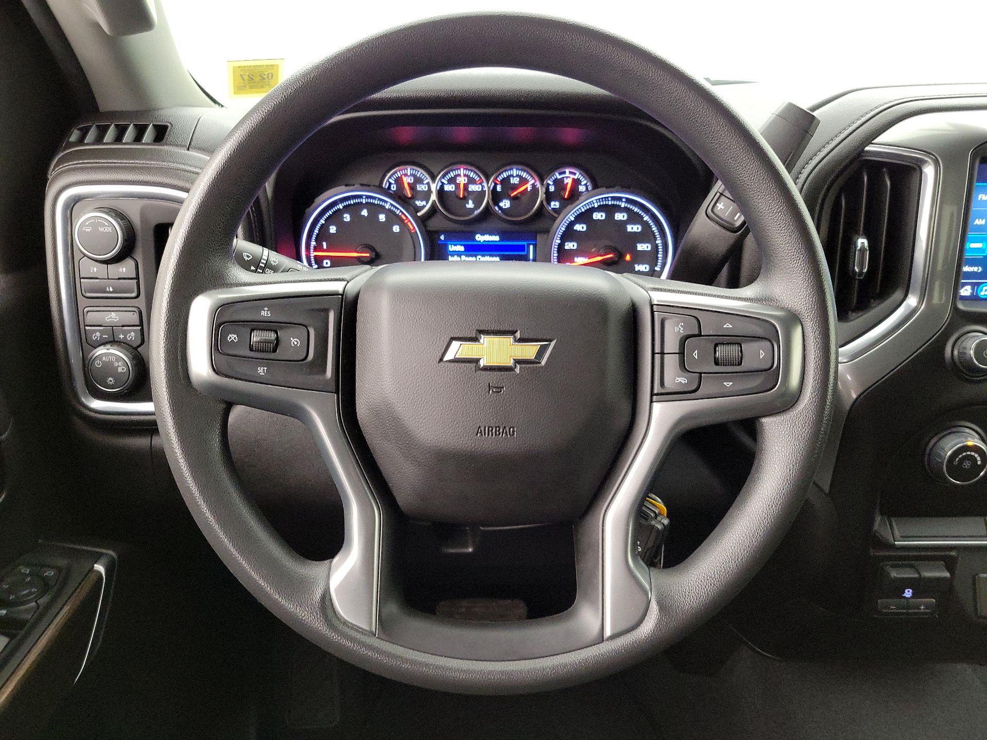 Thumbnail: 2022 Chevrolet Silverado 3500 - 10