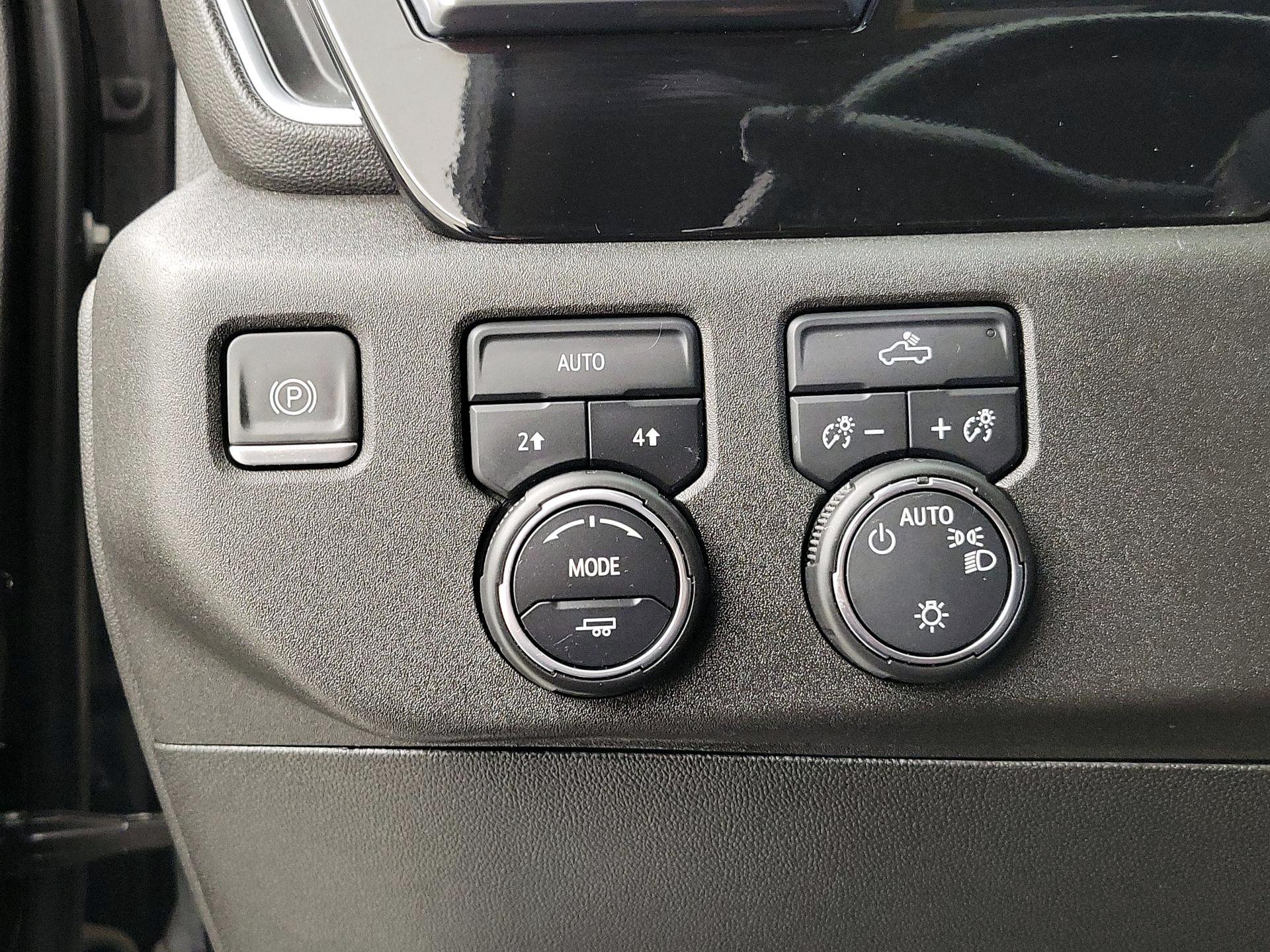 Thumbnail: 2022 Chevrolet Silverado 1500 - 13