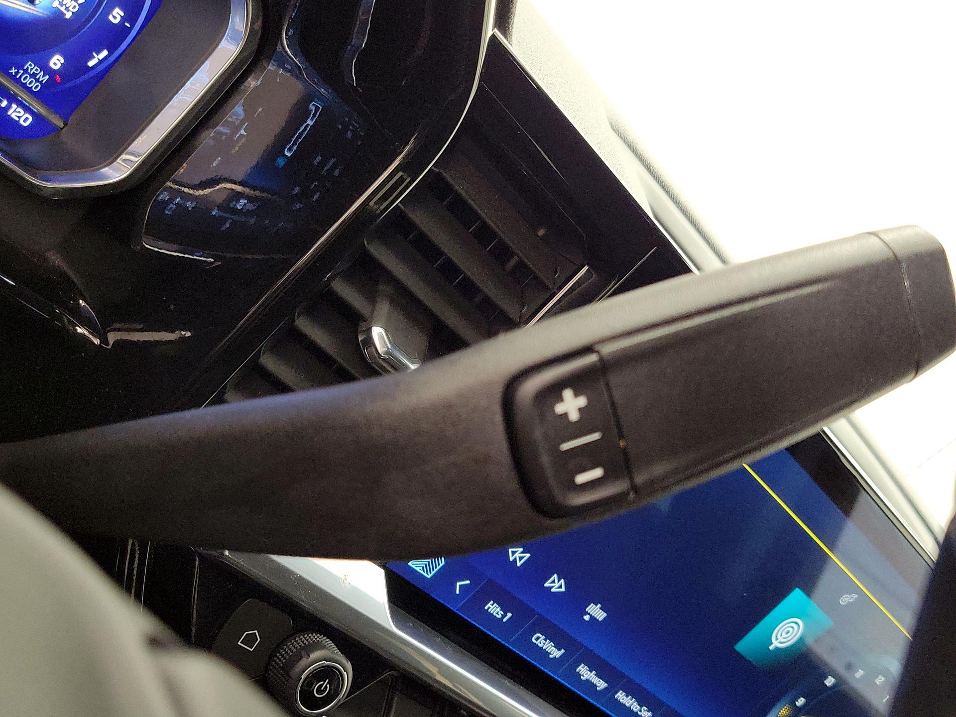 Thumbnail: 2022 Chevrolet Silverado 1500 - 17