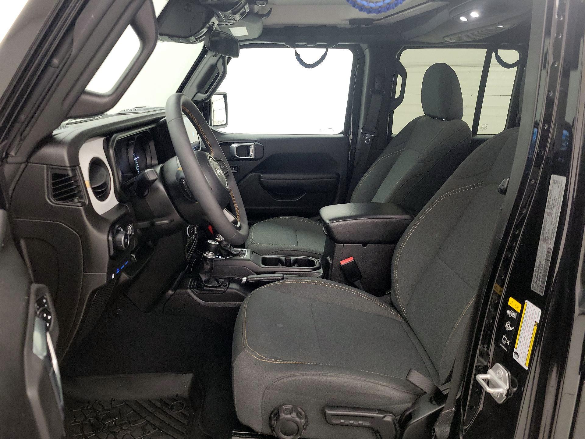 Thumbnail: 2024 Jeep Wrangler - 11