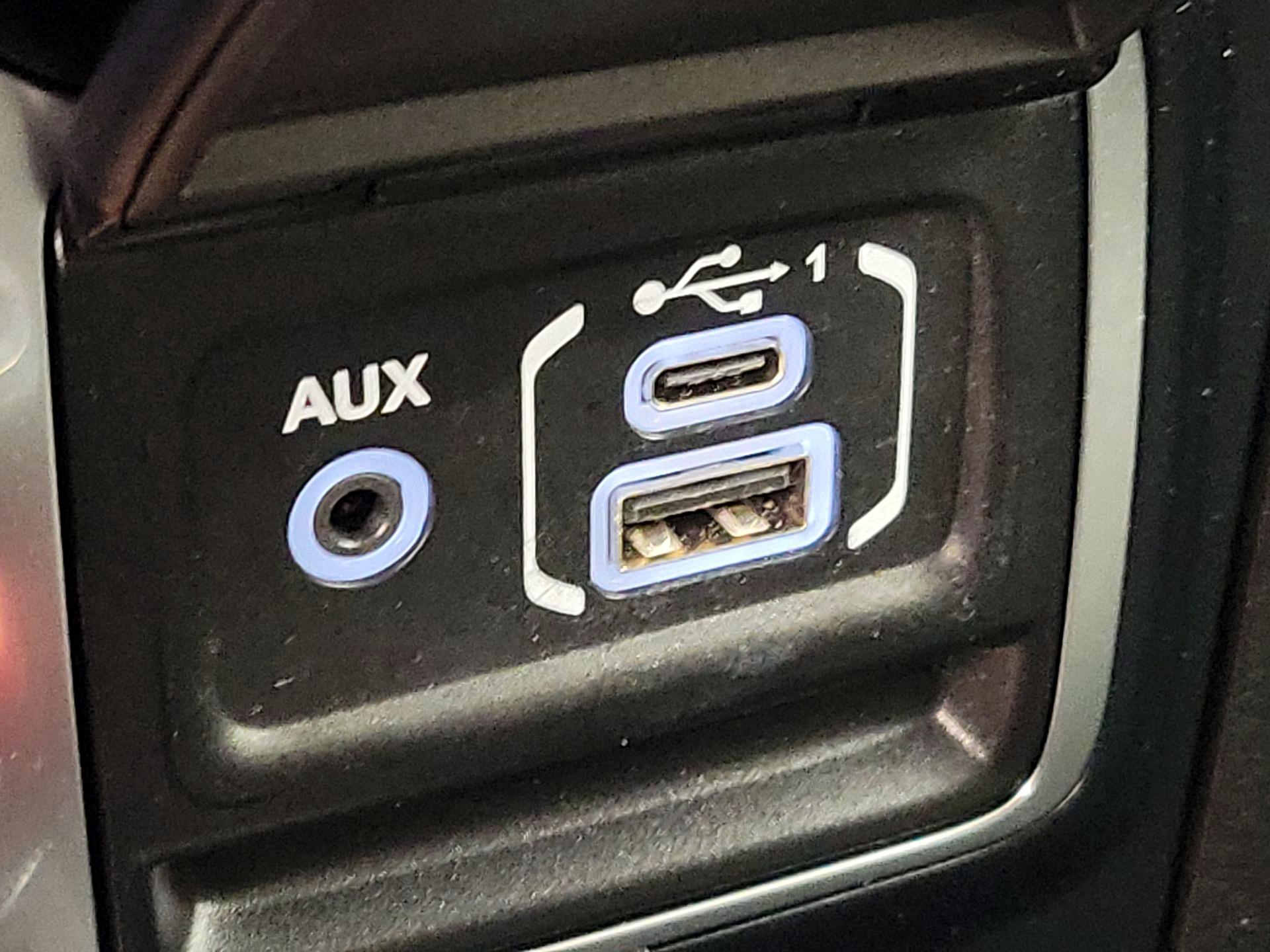 Thumbnail: 2024 Jeep Wrangler - 18