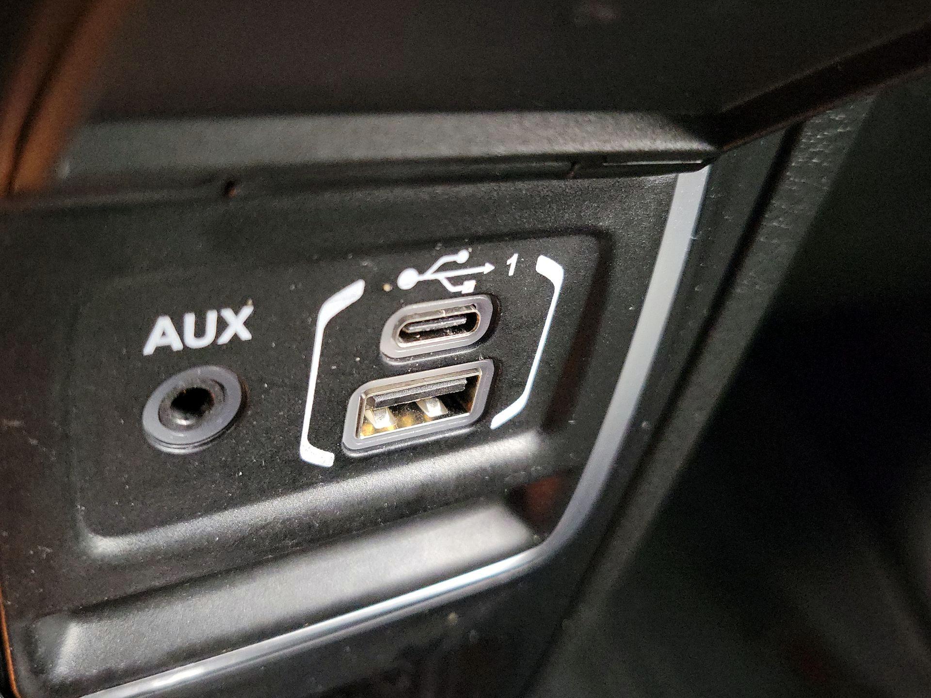 Thumbnail: 2024 Jeep Wrangler - 19