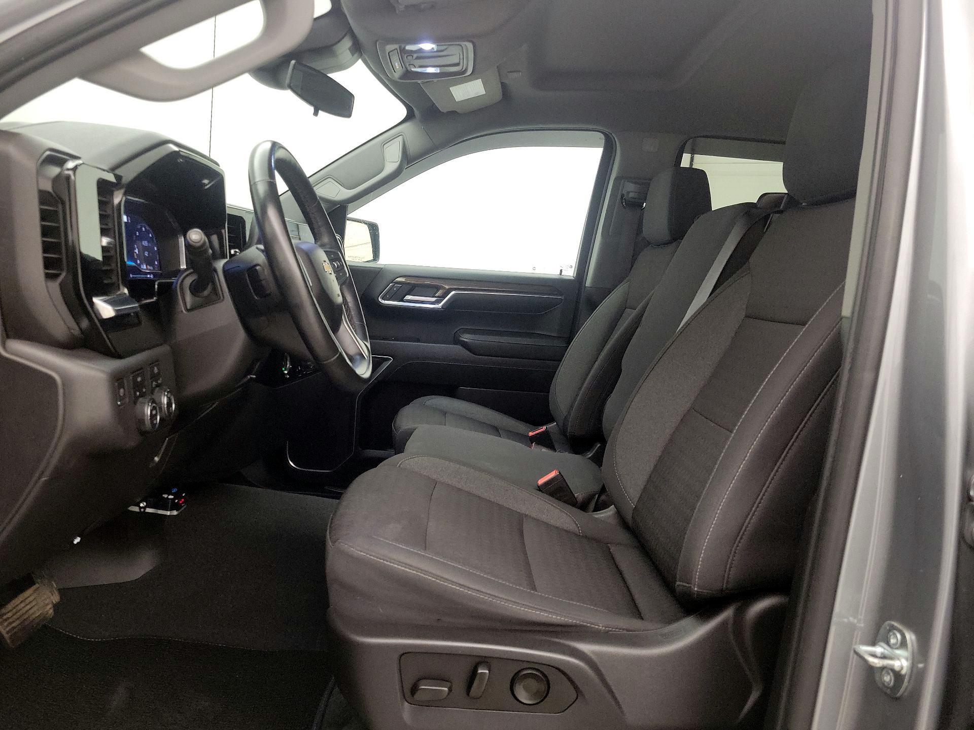 Thumbnail: 2023 Chevrolet Silverado 1500 - 11