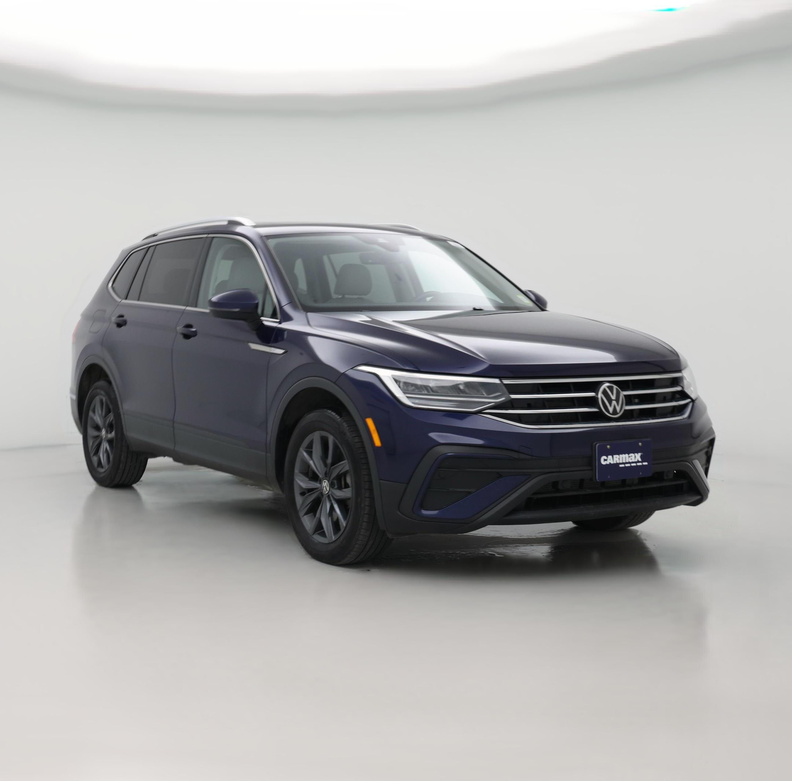 Thumbnail: 2022 Volkswagen Tiguan - 1