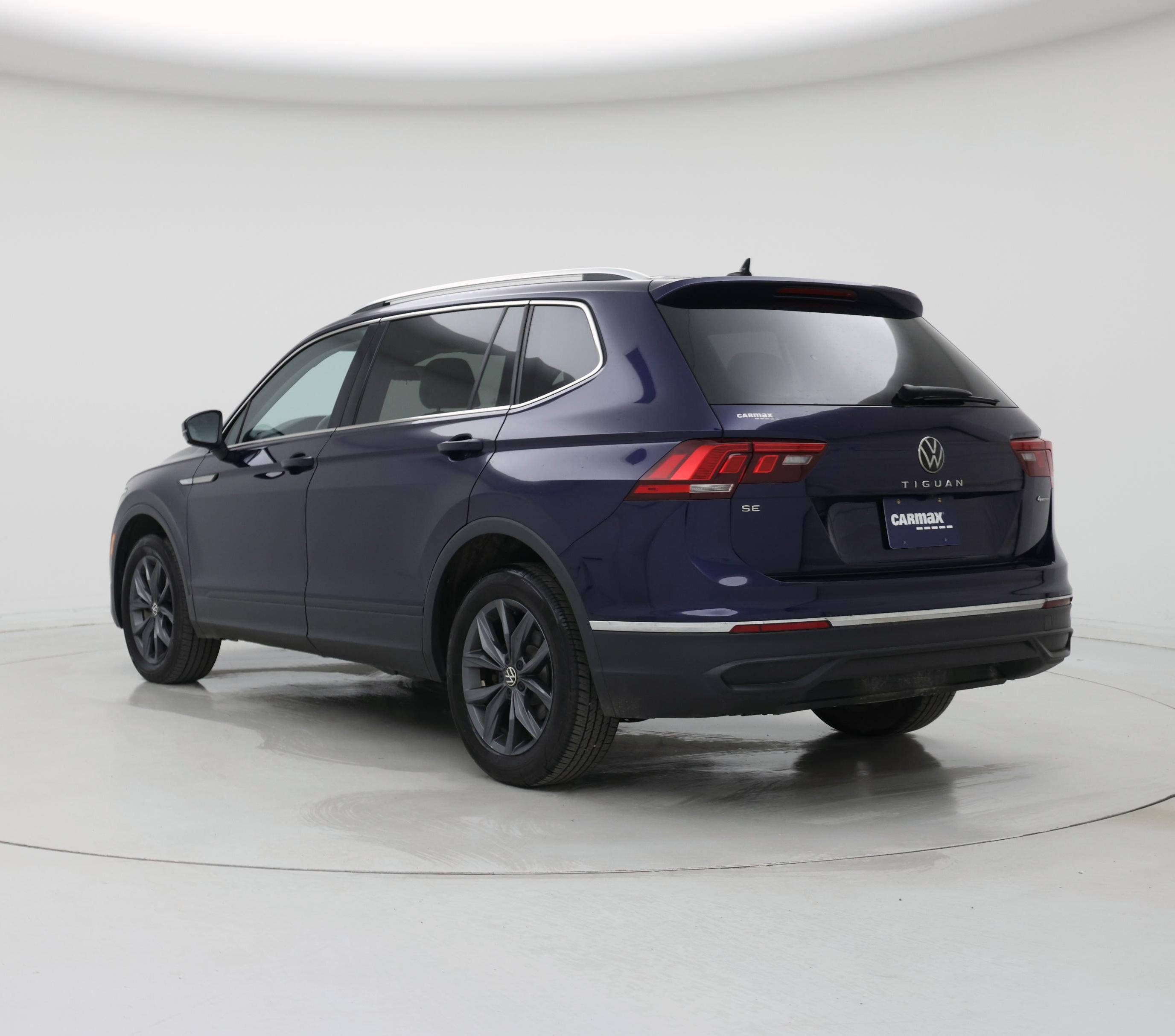 Thumbnail: 2022 Volkswagen Tiguan - 2