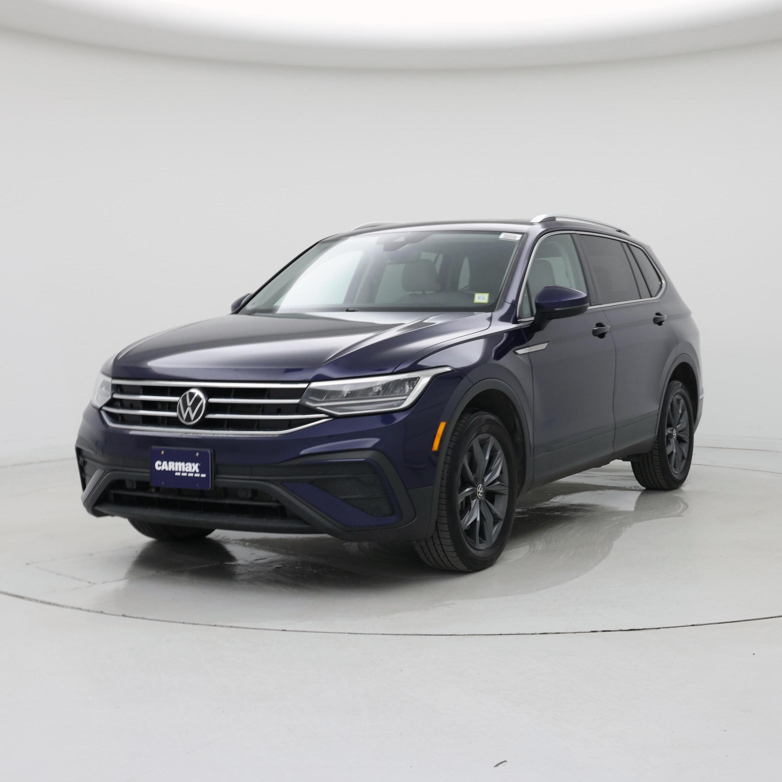 Thumbnail: 2022 Volkswagen Tiguan - 4