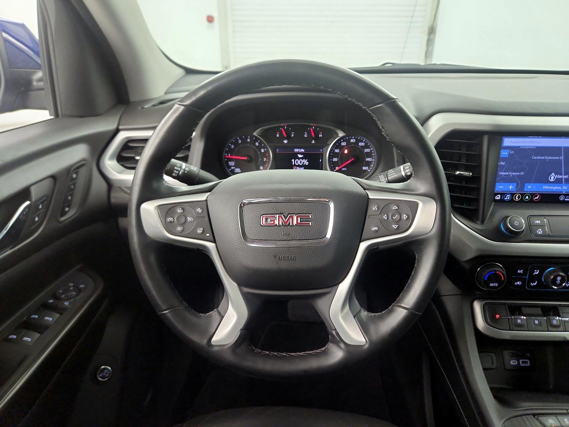 Thumbnail: 2023 GMC Acadia - 10