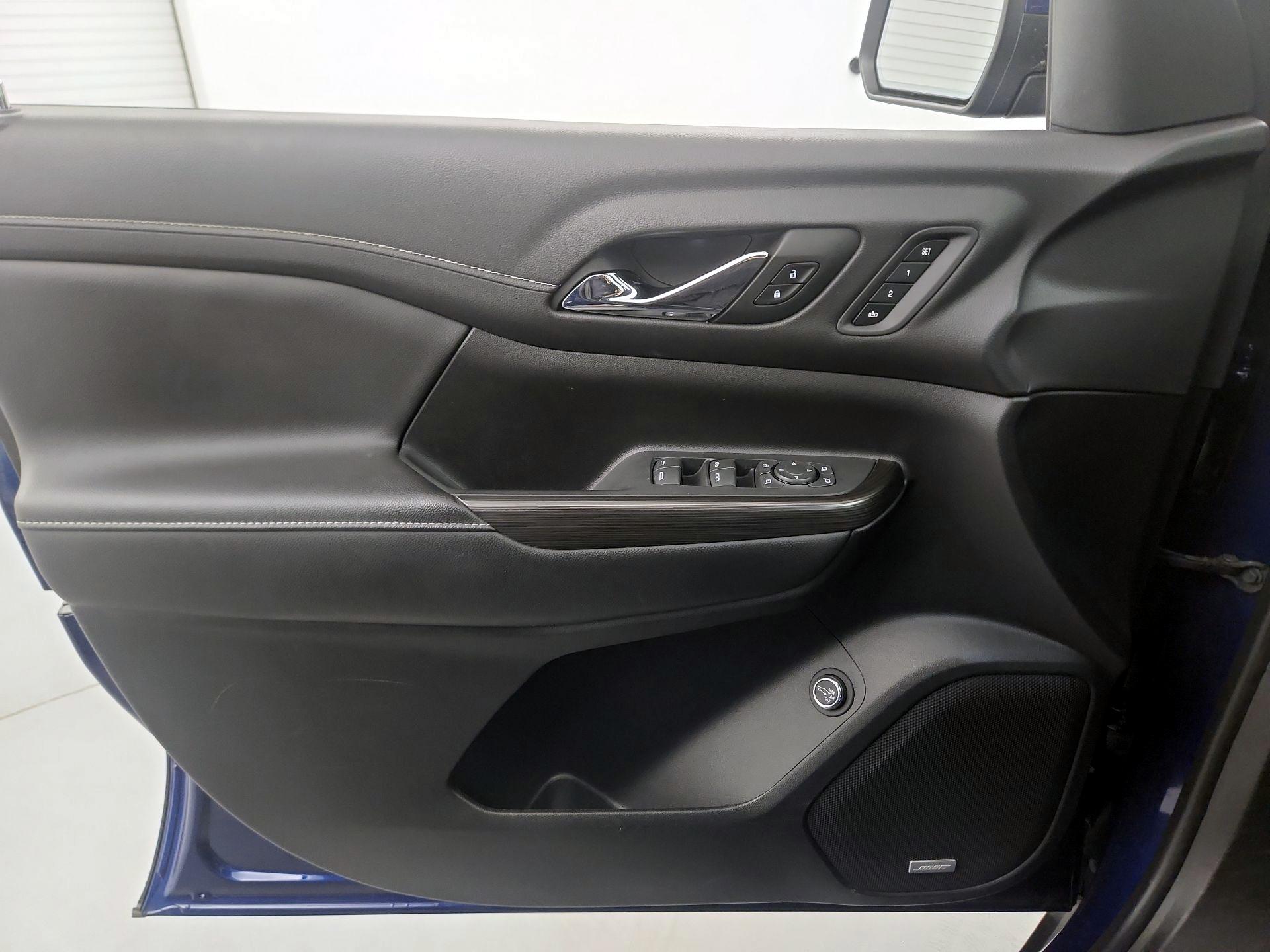 Thumbnail: 2023 GMC Acadia - 12