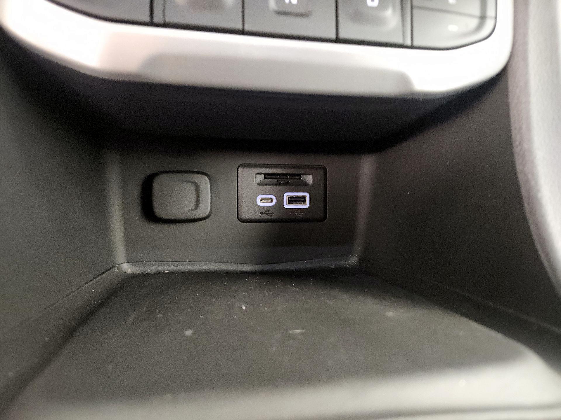 Thumbnail: 2023 GMC Acadia - 19