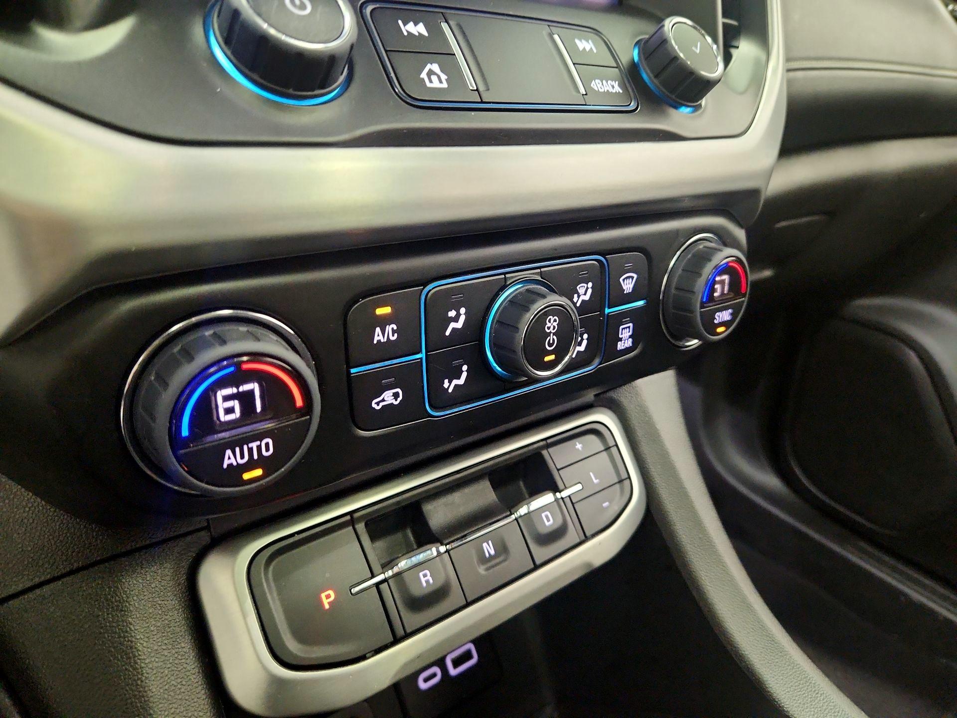 Thumbnail: 2023 GMC Acadia - 16