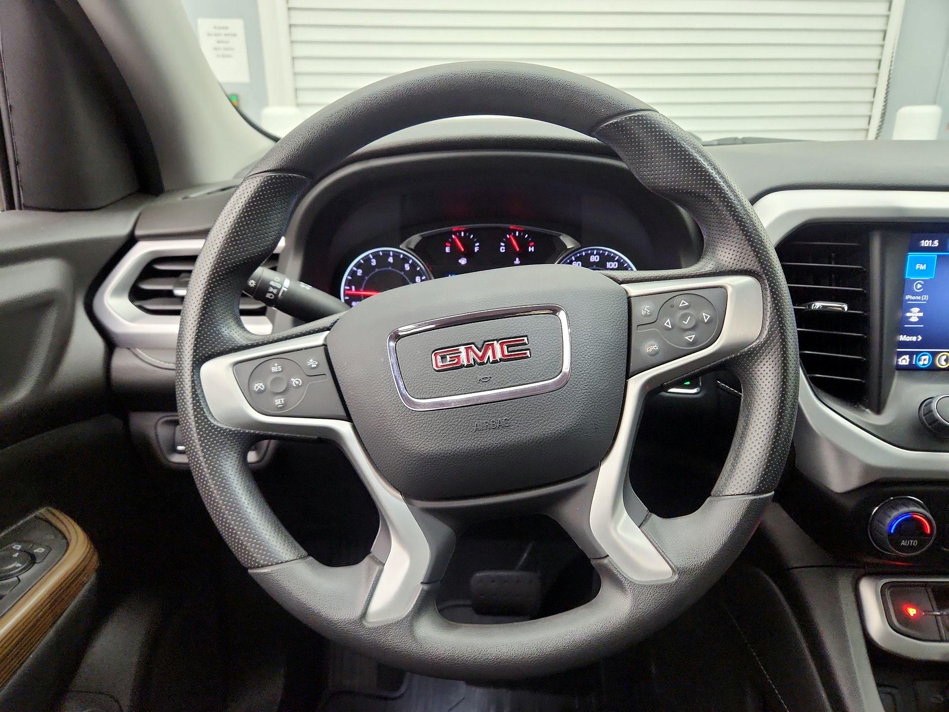 Thumbnail: 2023 GMC Acadia - 10