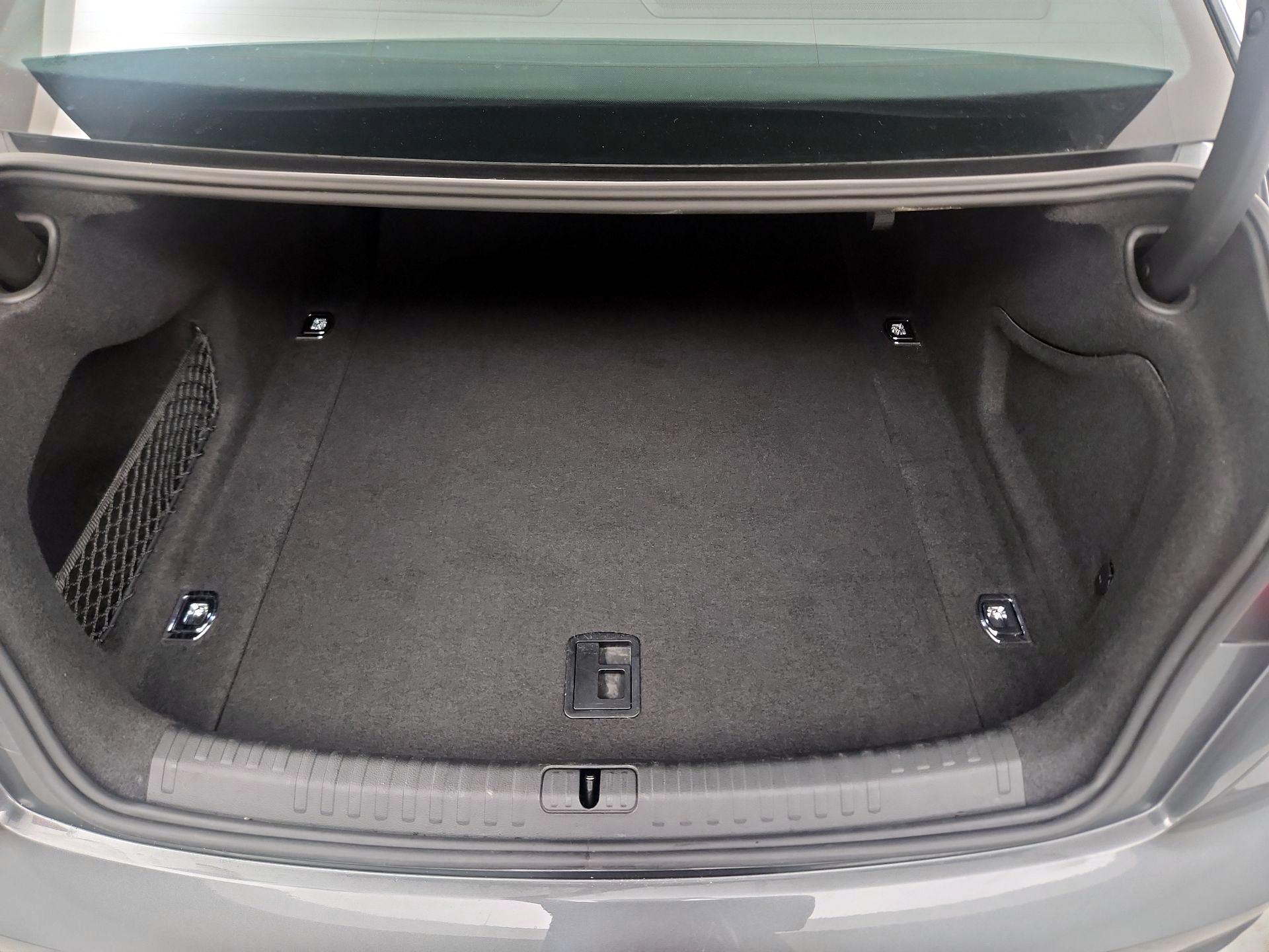 Thumbnail: 2020 Audi A6 - 20