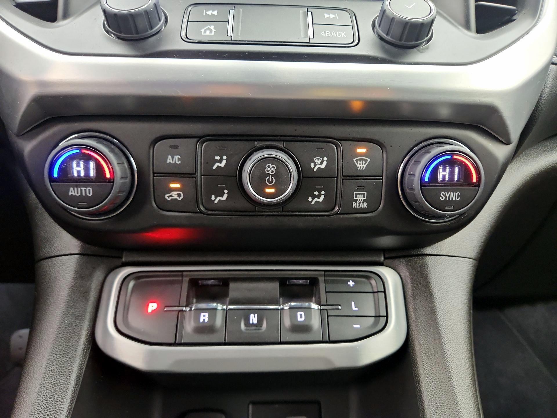 Thumbnail: 2023 GMC Acadia - 16