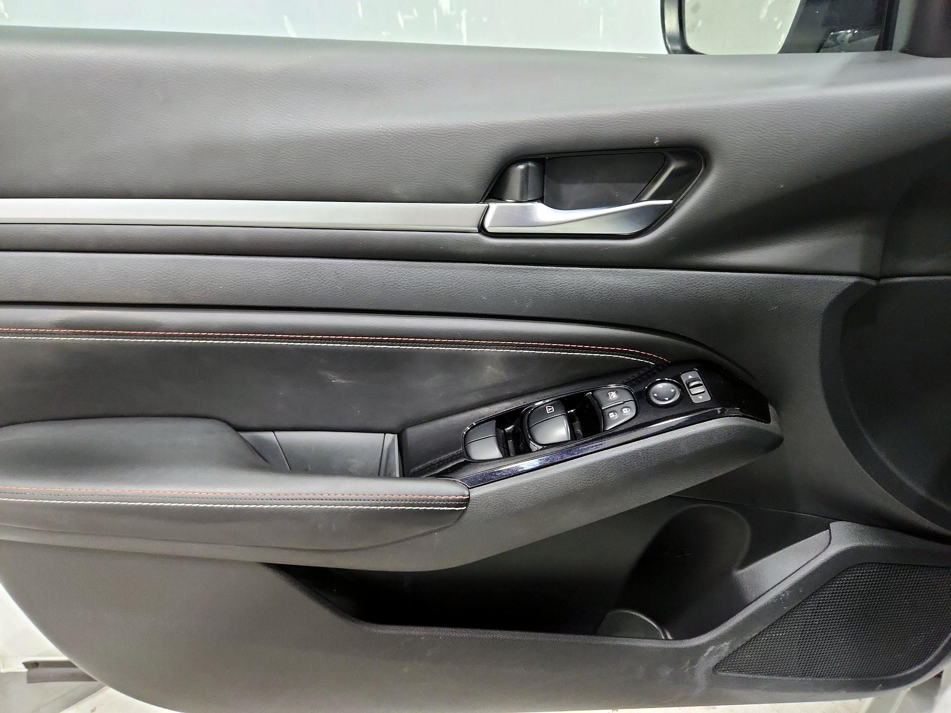 Thumbnail: 2023 Nissan Altima - 12