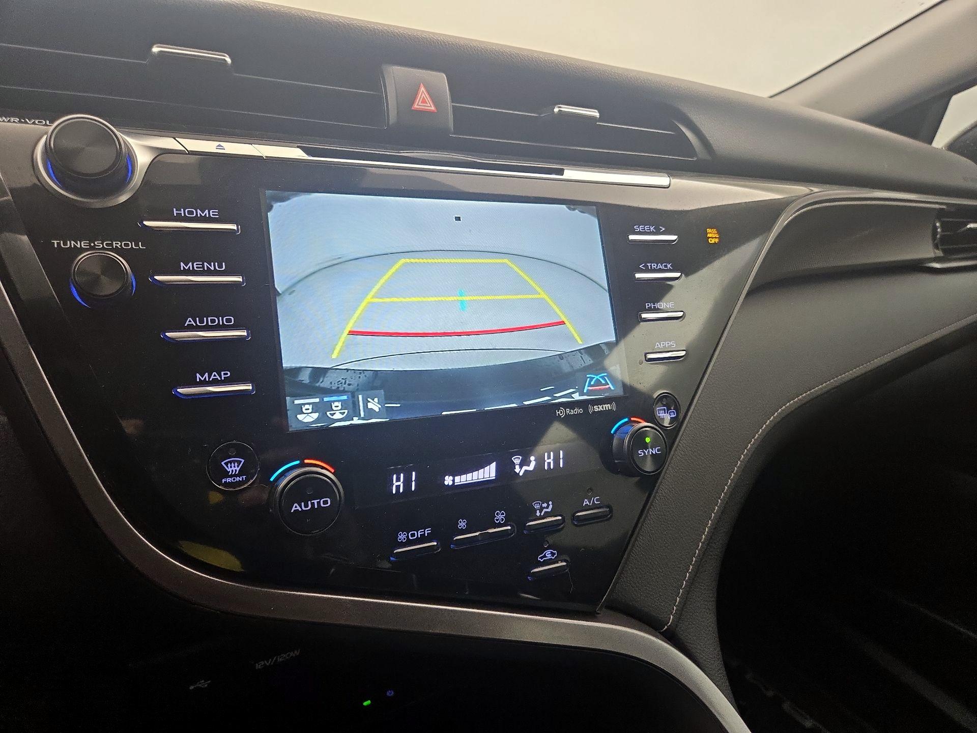 Thumbnail: 2020 Toyota Camry - 14