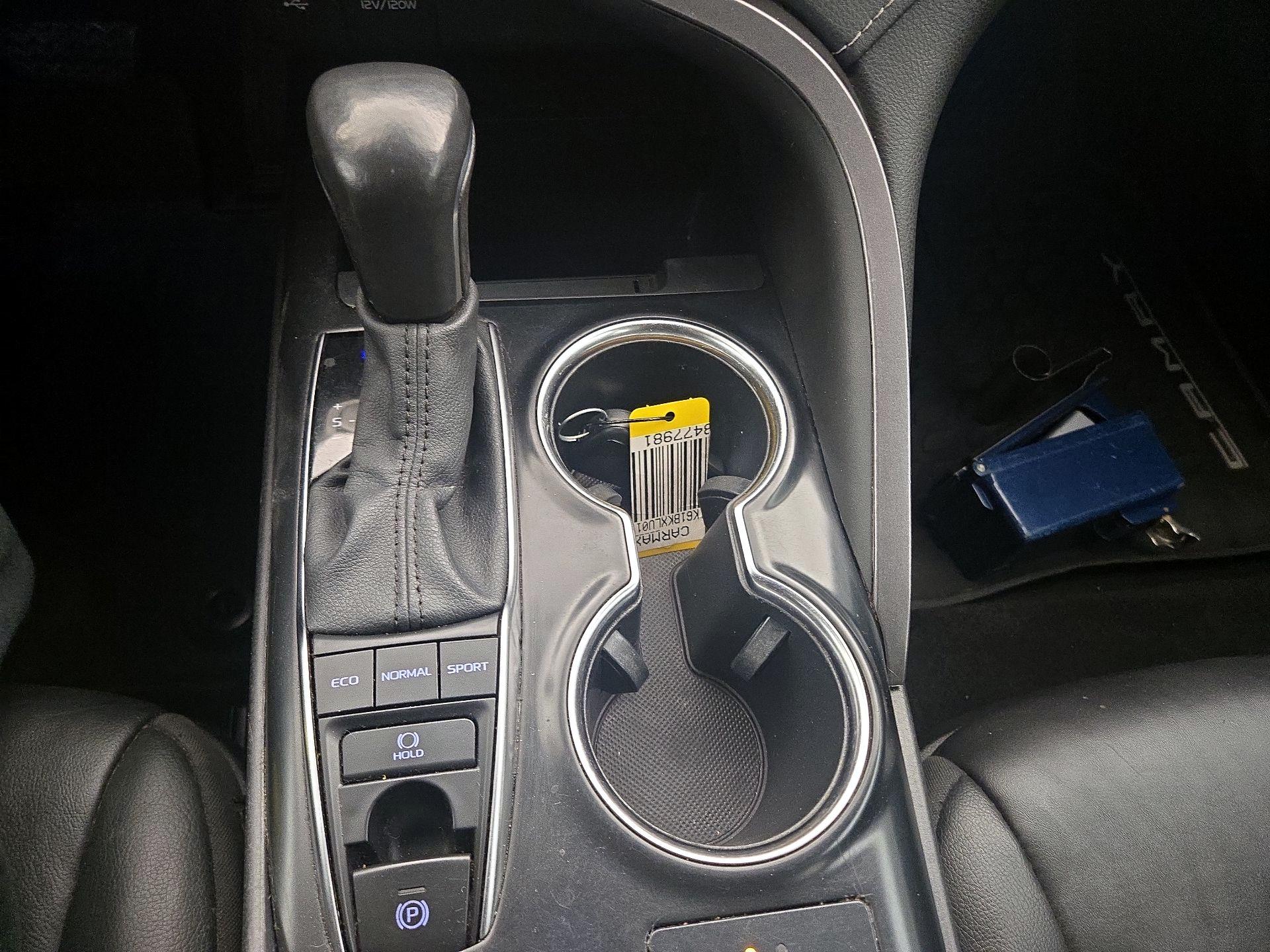 Thumbnail: 2020 Toyota Camry - 17