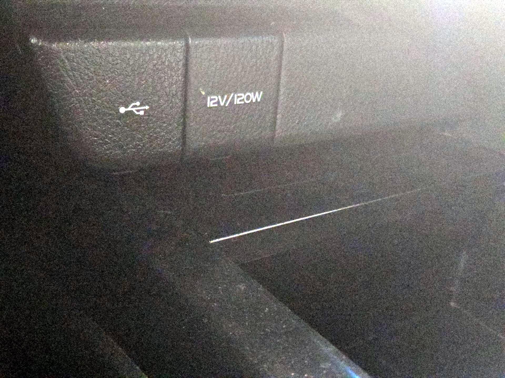 Thumbnail: 2020 Toyota Camry - 18