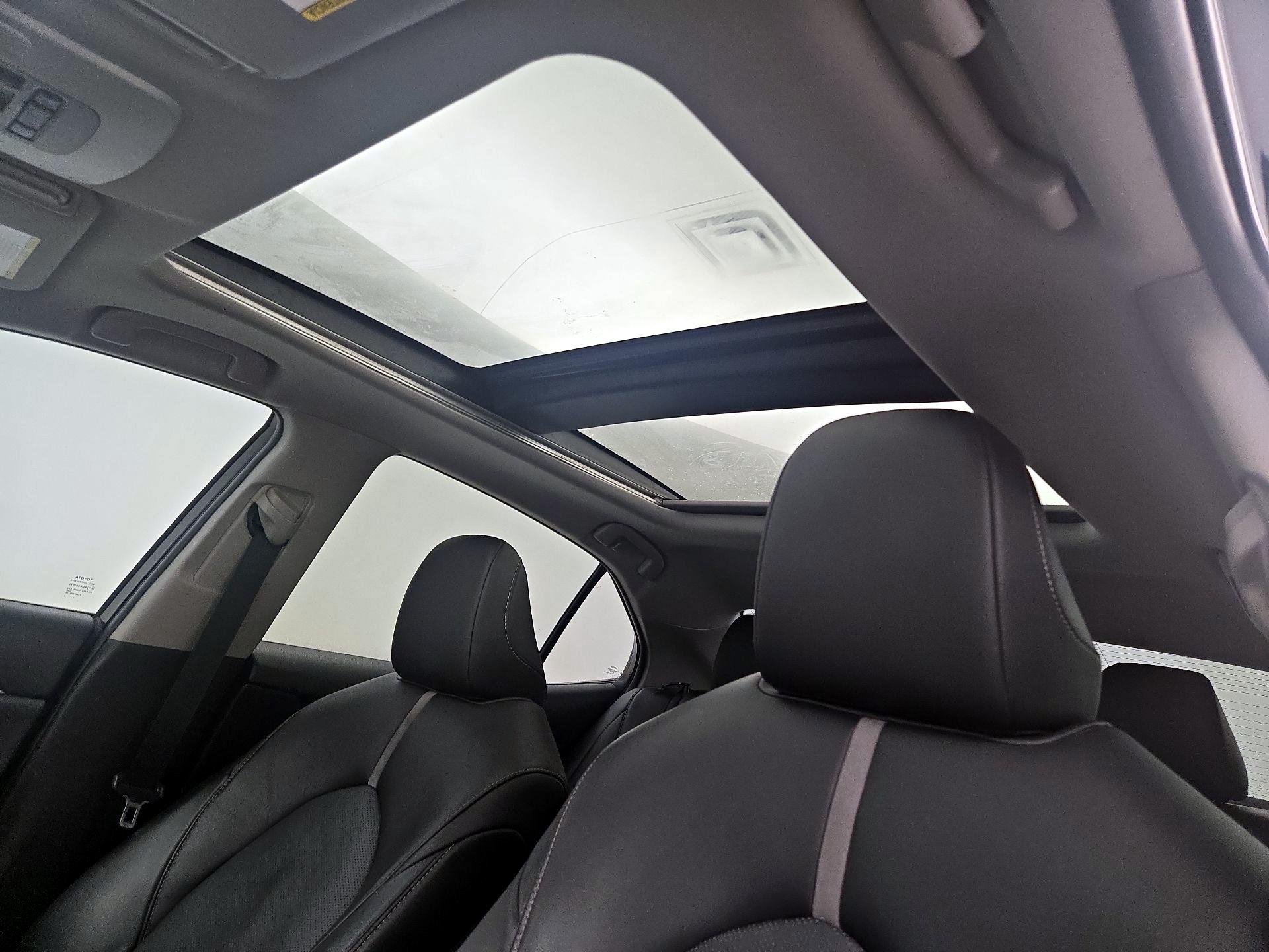 Thumbnail: 2020 Toyota Camry - 19