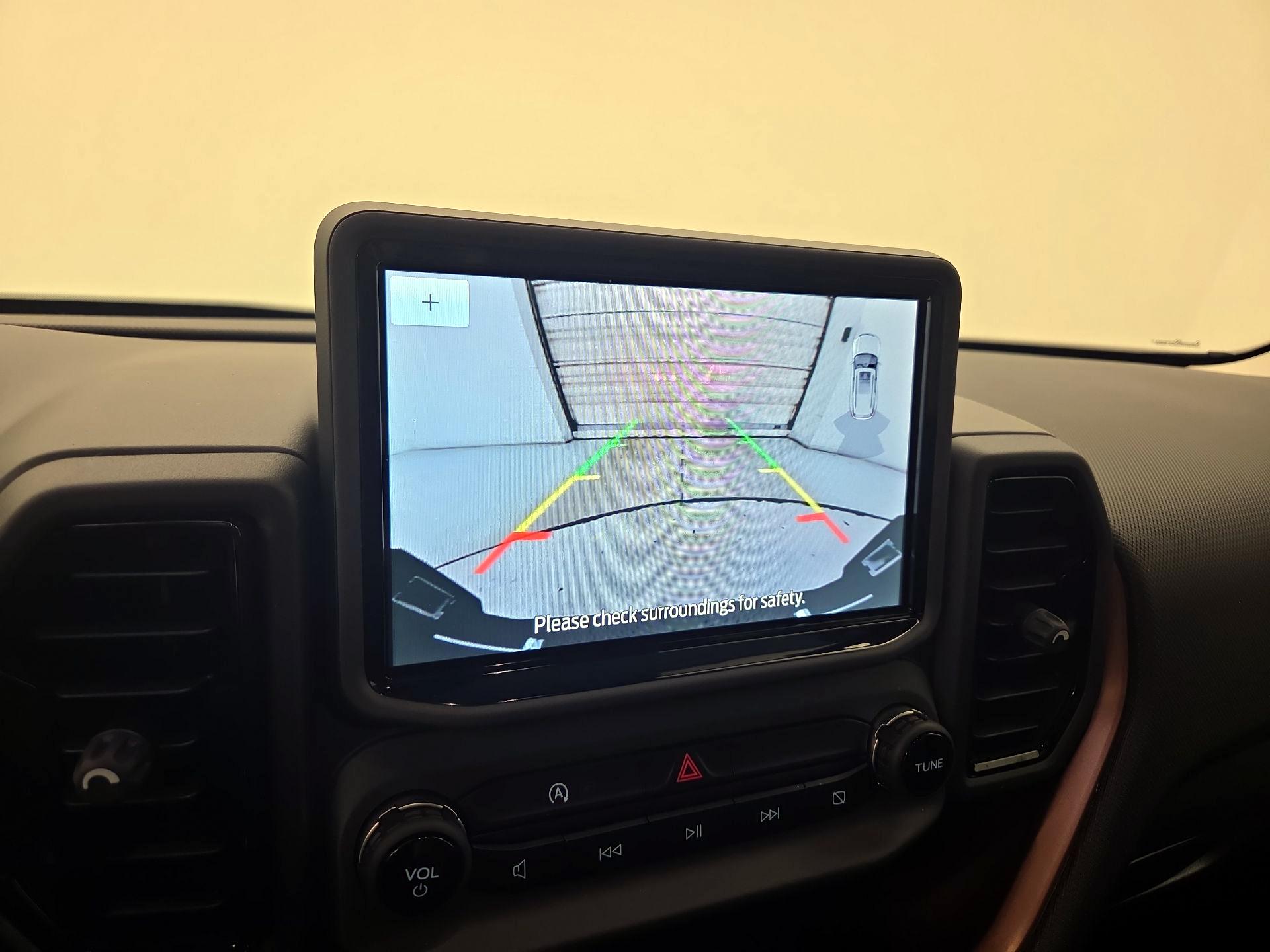 Thumbnail: 2023 Ford Bronco Sport - 14