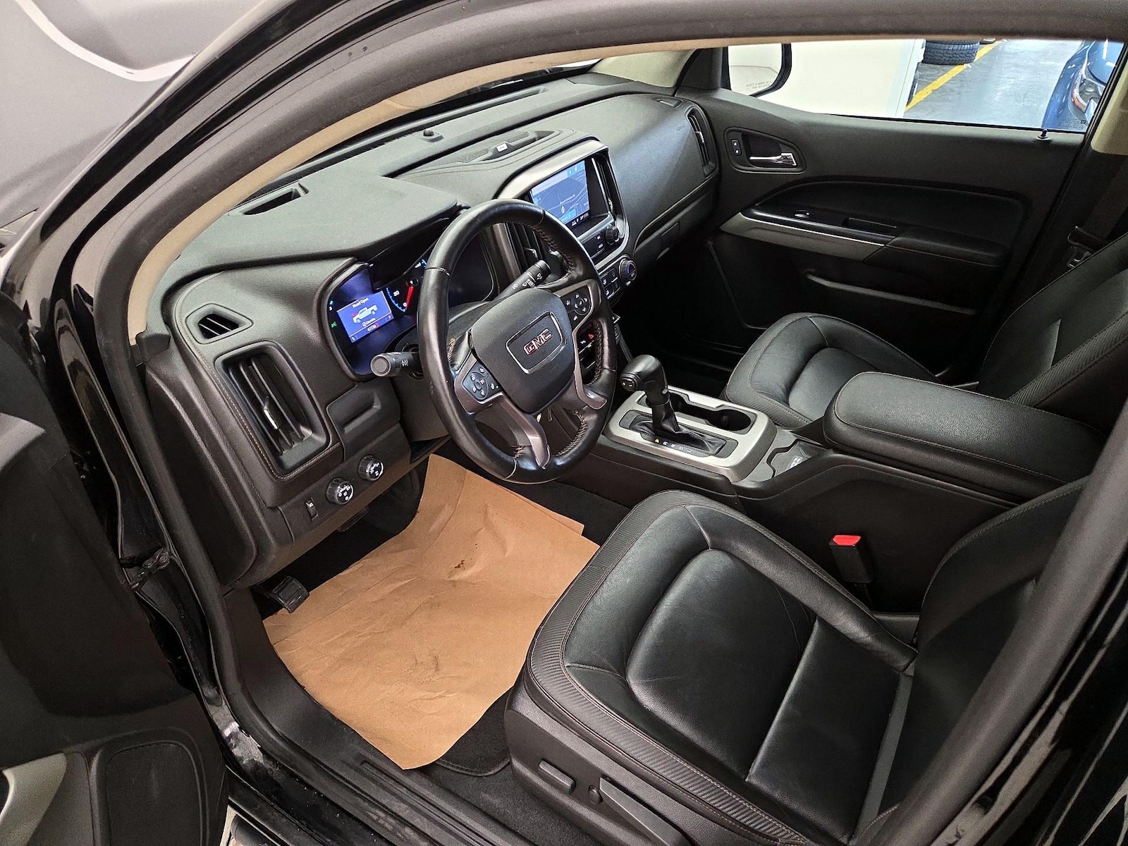 2021 GMC Canyon AT4 - Photo 12