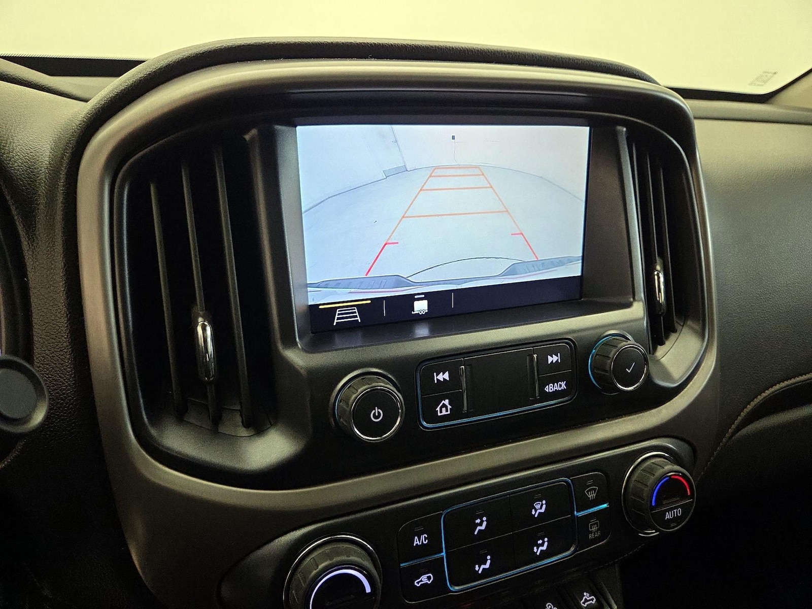 2021 GMC Canyon AT4 - Photo 16