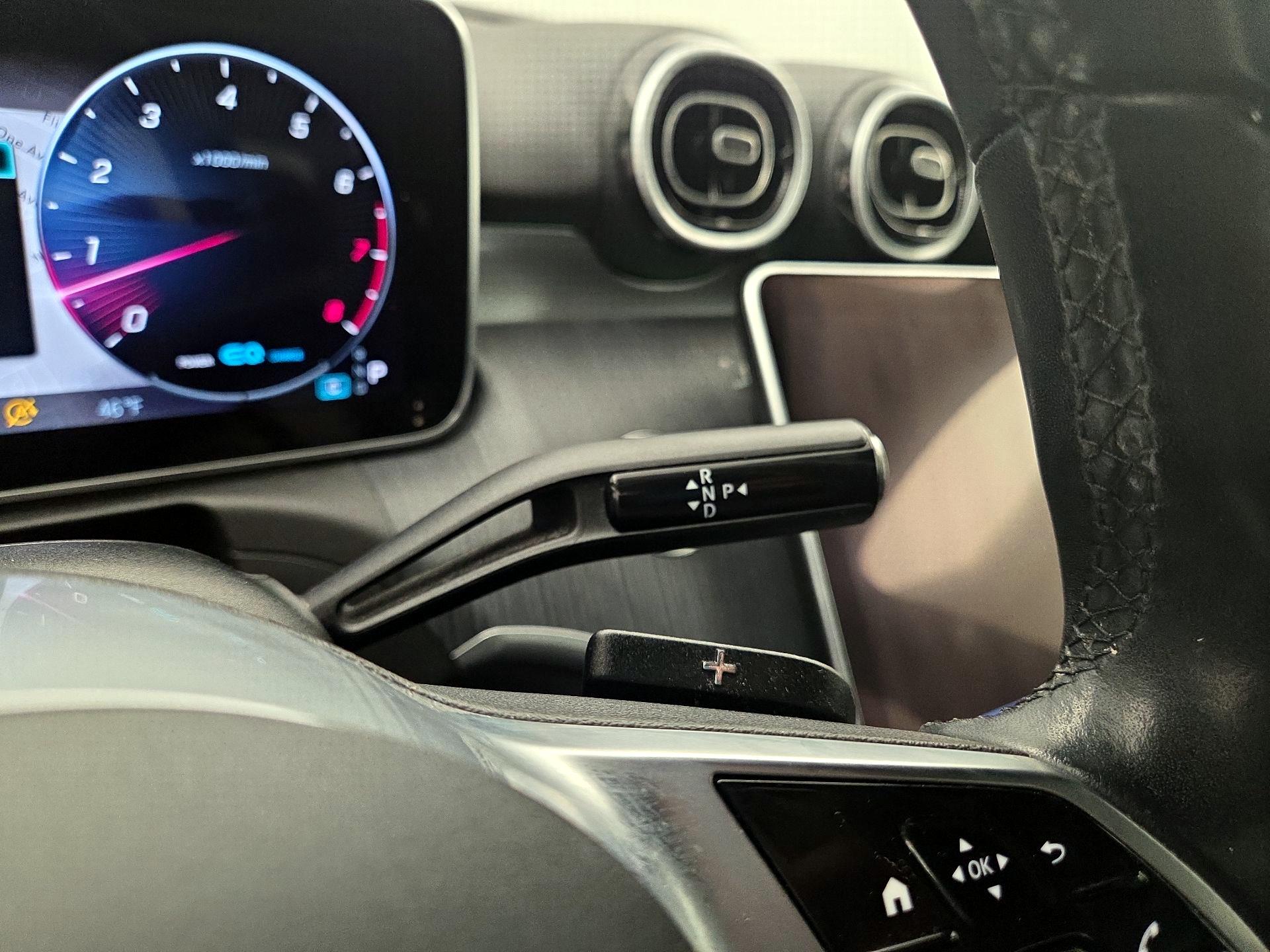 Thumbnail: 2022 Mercedes-Benz C-Class - 18