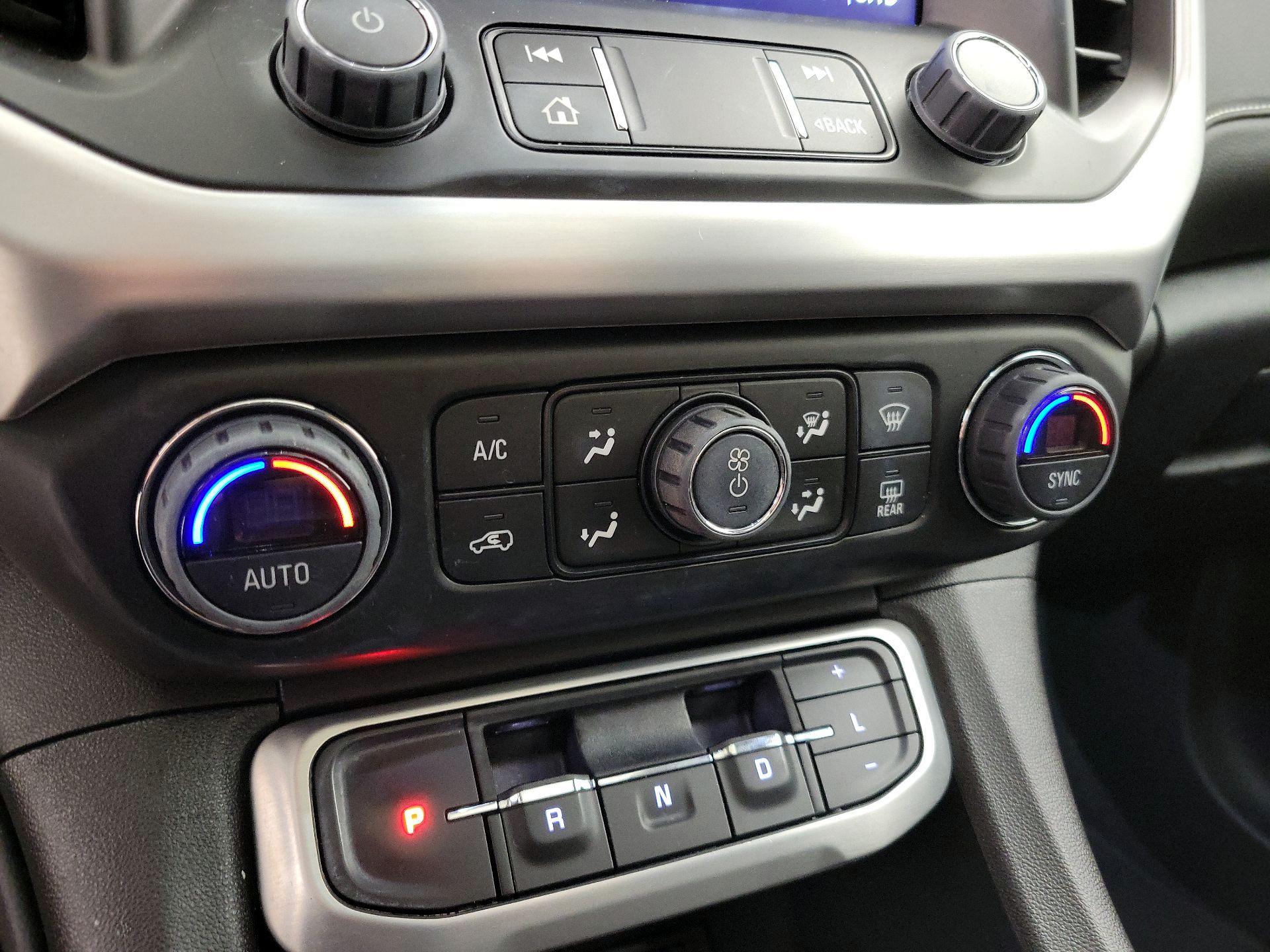 Thumbnail: 2023 GMC Acadia - 17