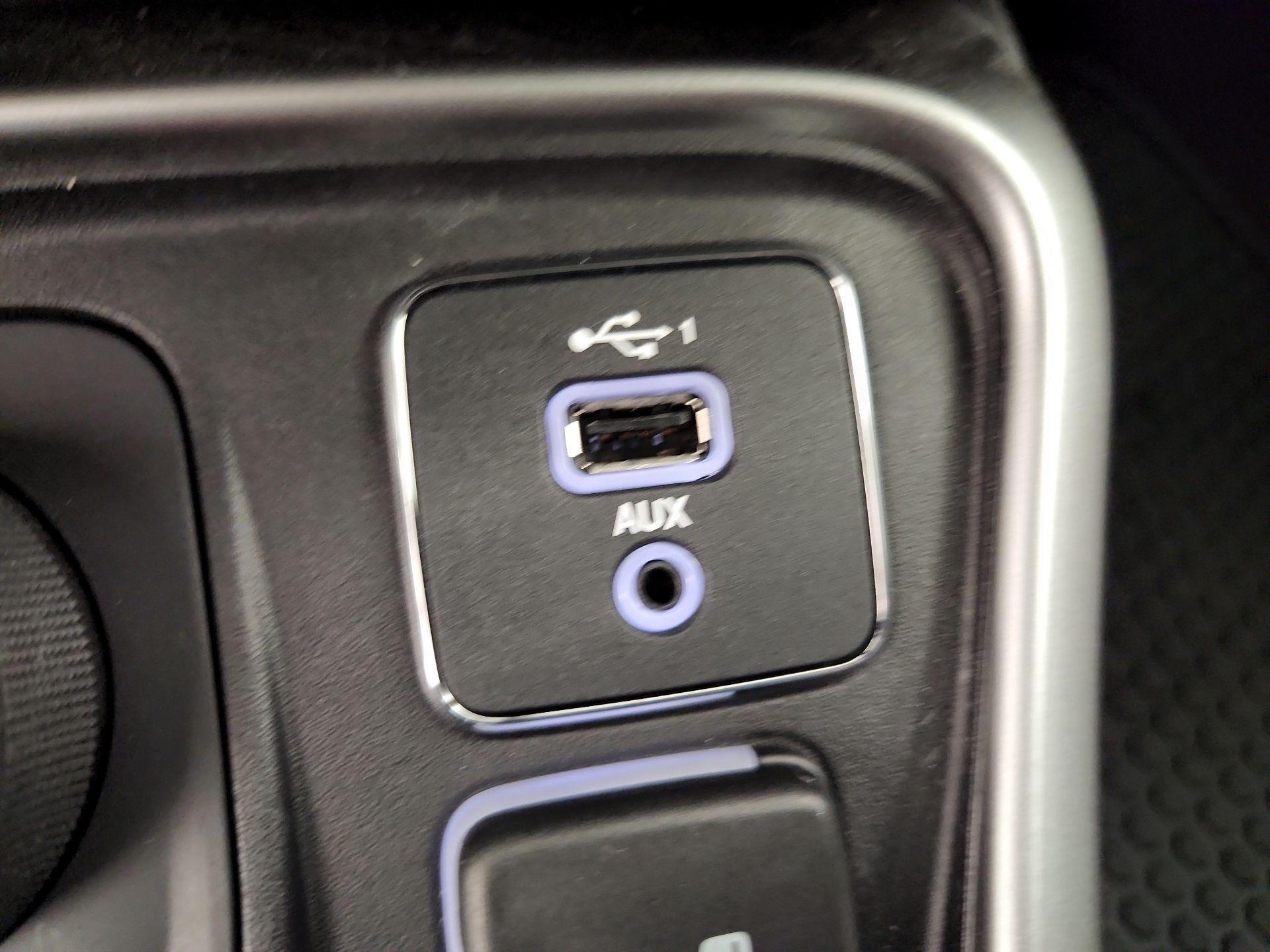 Thumbnail: 2020 Jeep Compass - 18