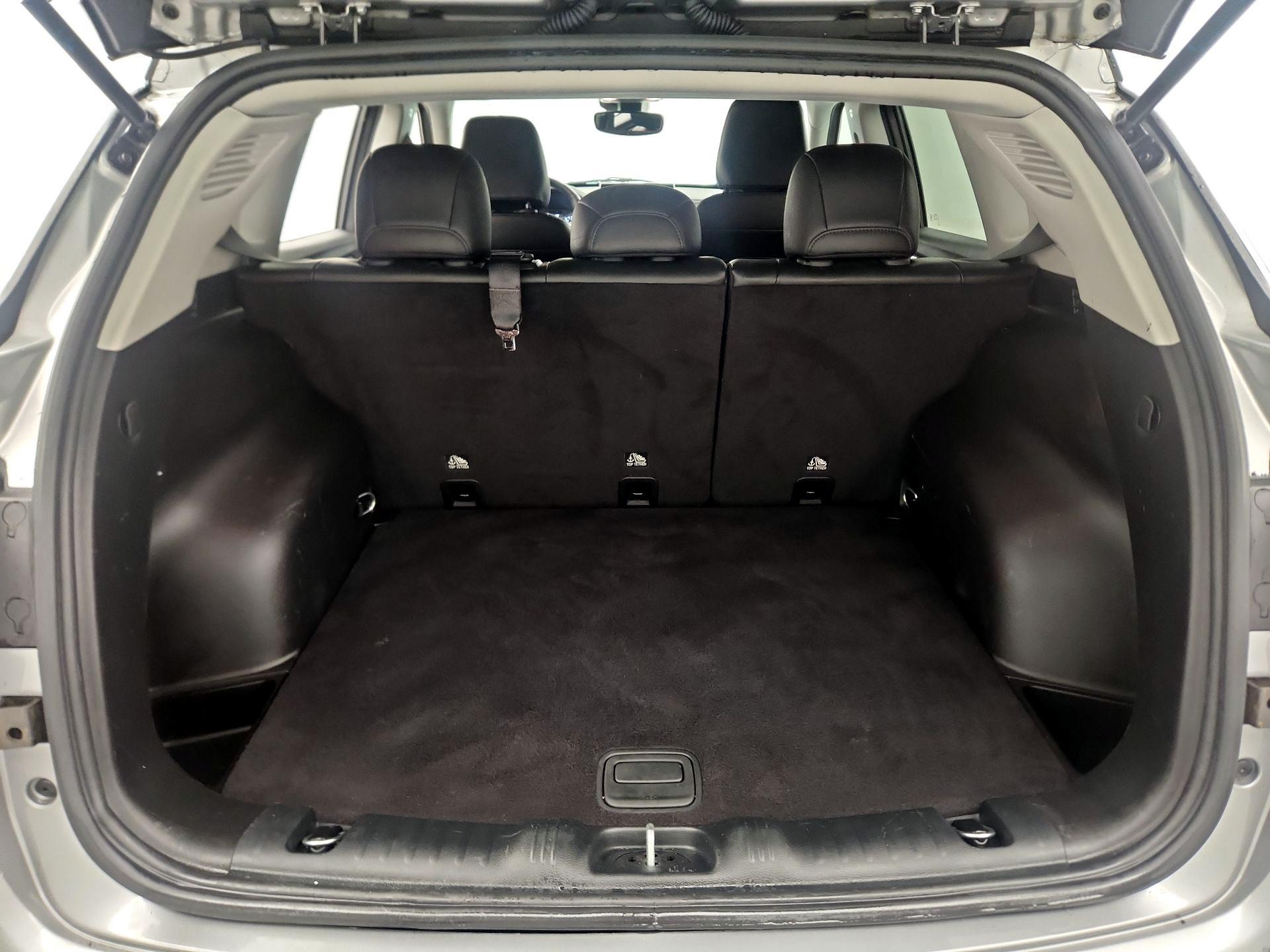 Thumbnail: 2022 Jeep Compass - 18