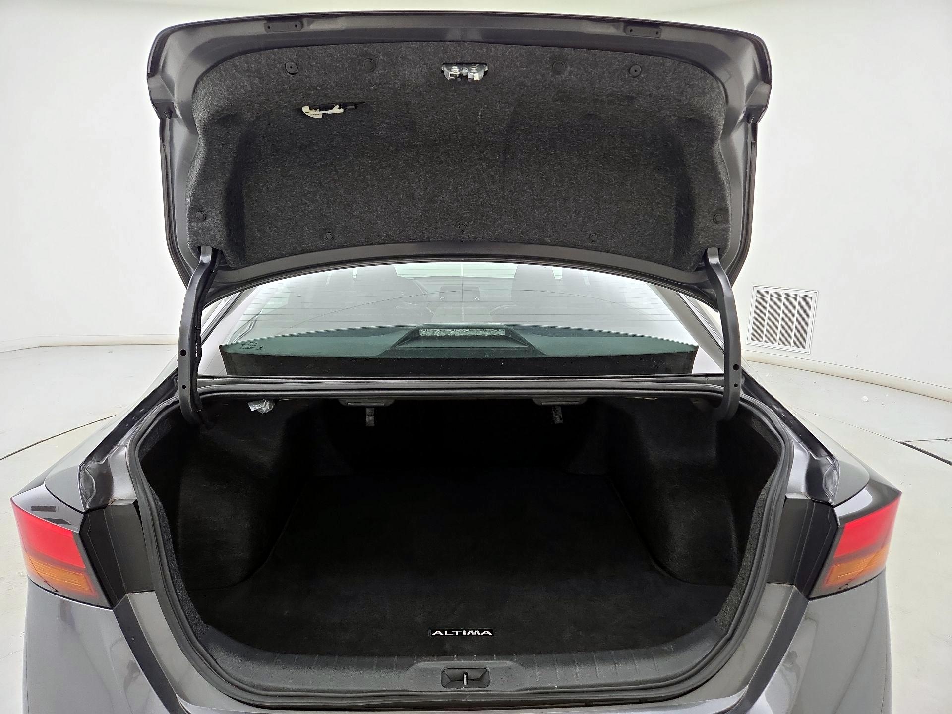 Thumbnail: 2024 Nissan Altima - 19