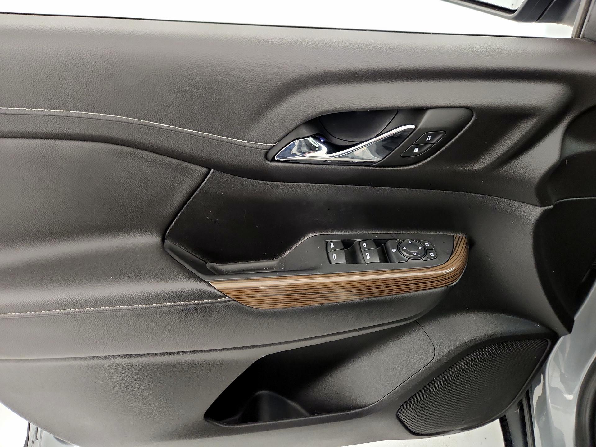 Thumbnail: 2023 GMC Acadia - 12