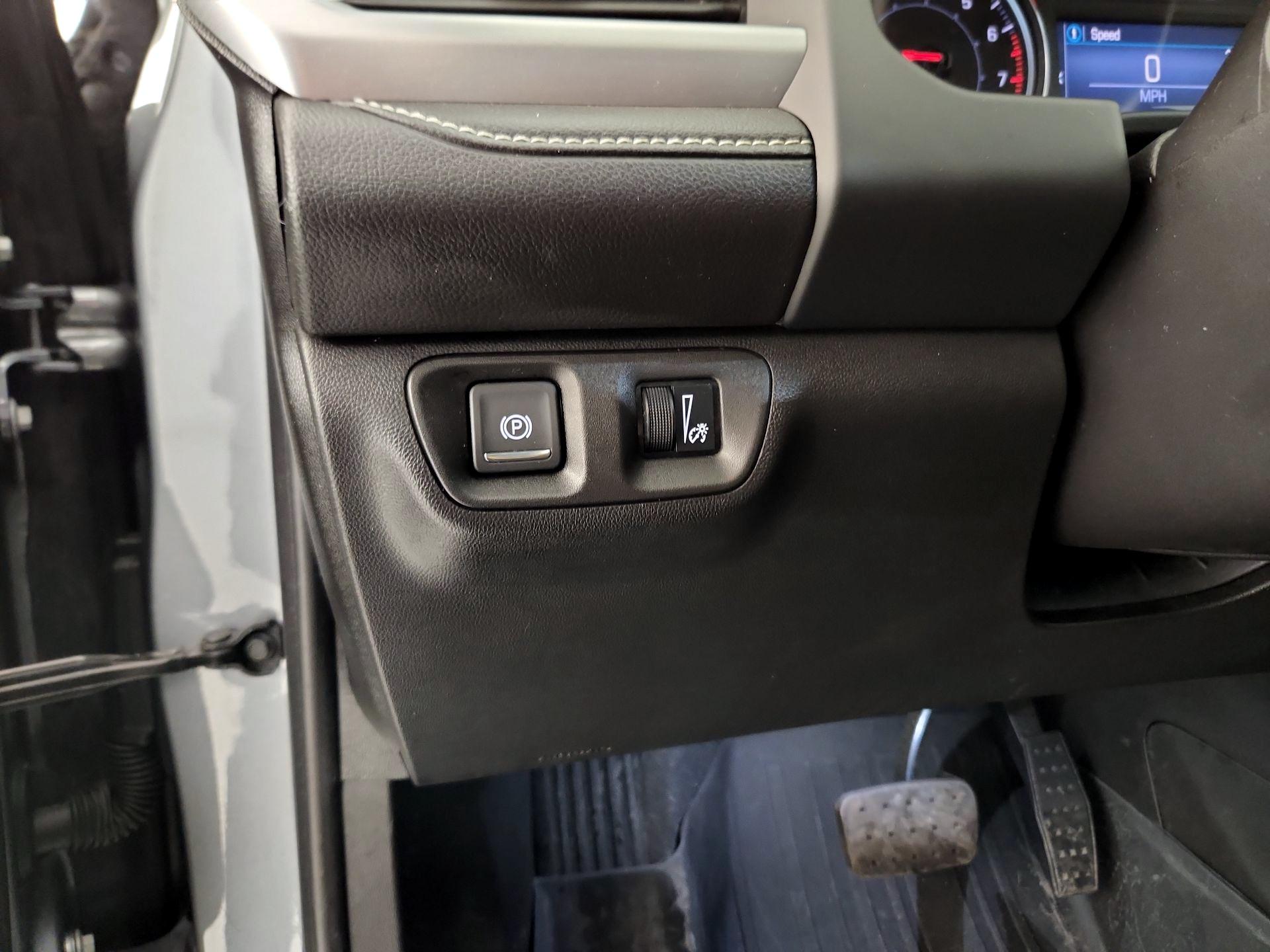 Thumbnail: 2023 GMC Acadia - 13