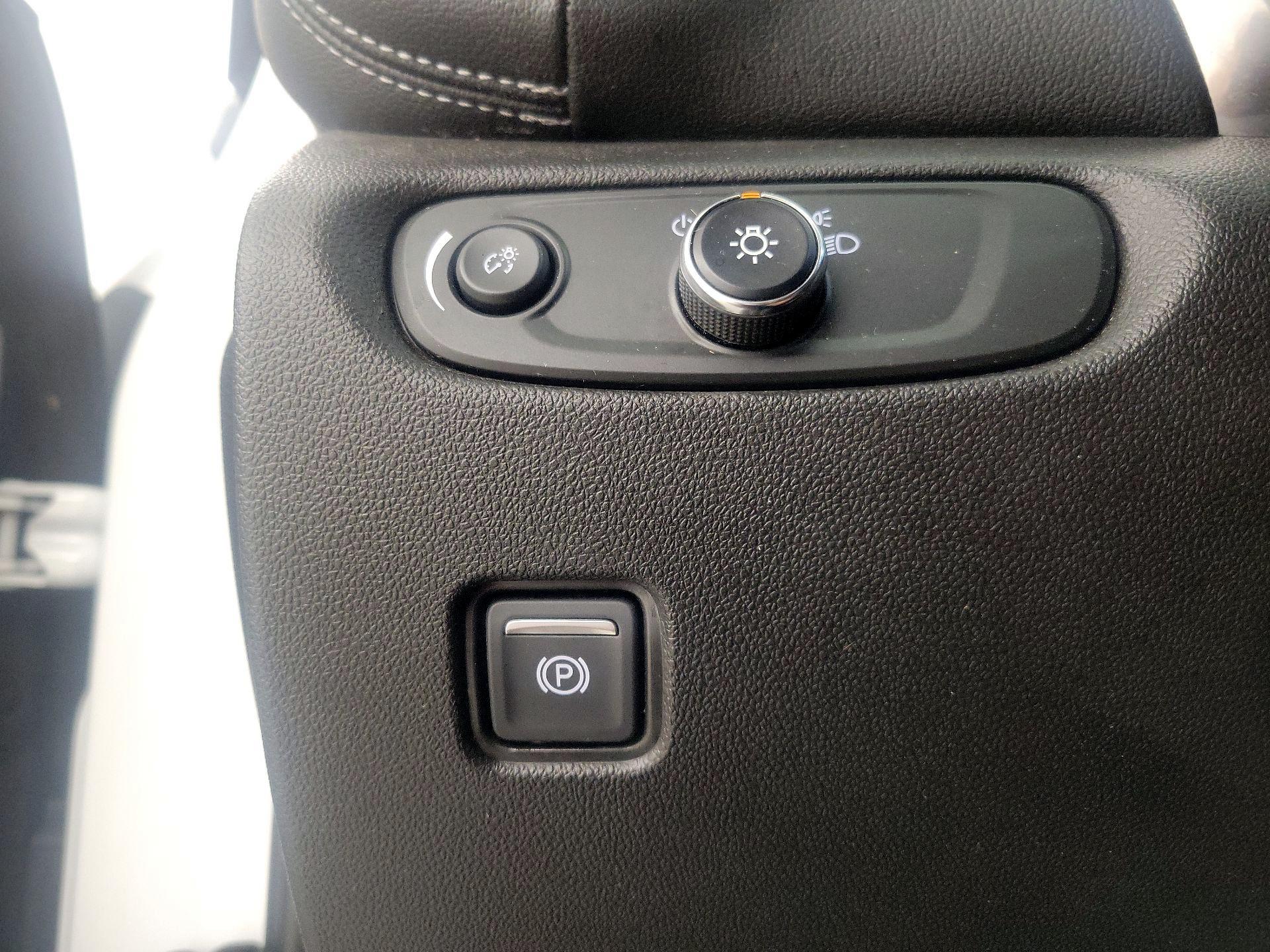 Thumbnail: 2023 Chevrolet Blazer - 13