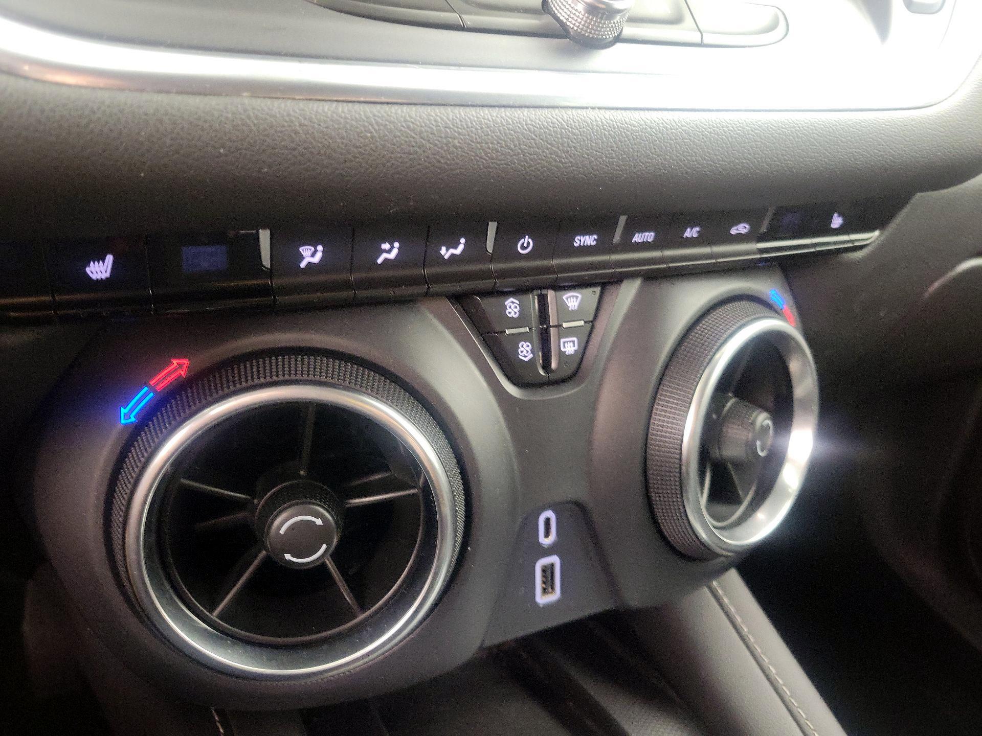 Thumbnail: 2023 Chevrolet Blazer - 16