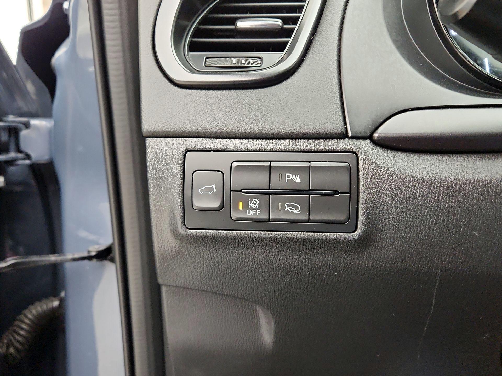 Thumbnail: 2023 Mazda CX-9 - 13