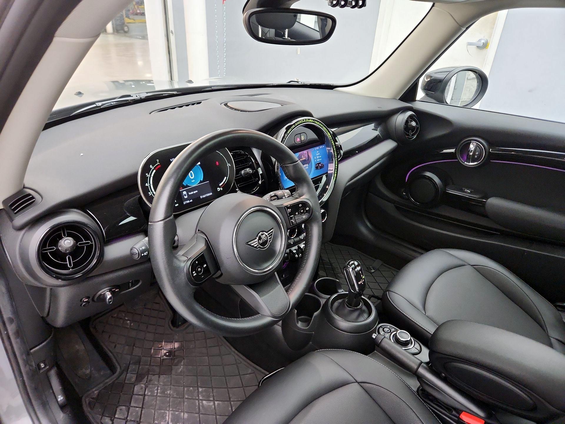 Thumbnail: 2023 MINI Cooper Hardtop - 9