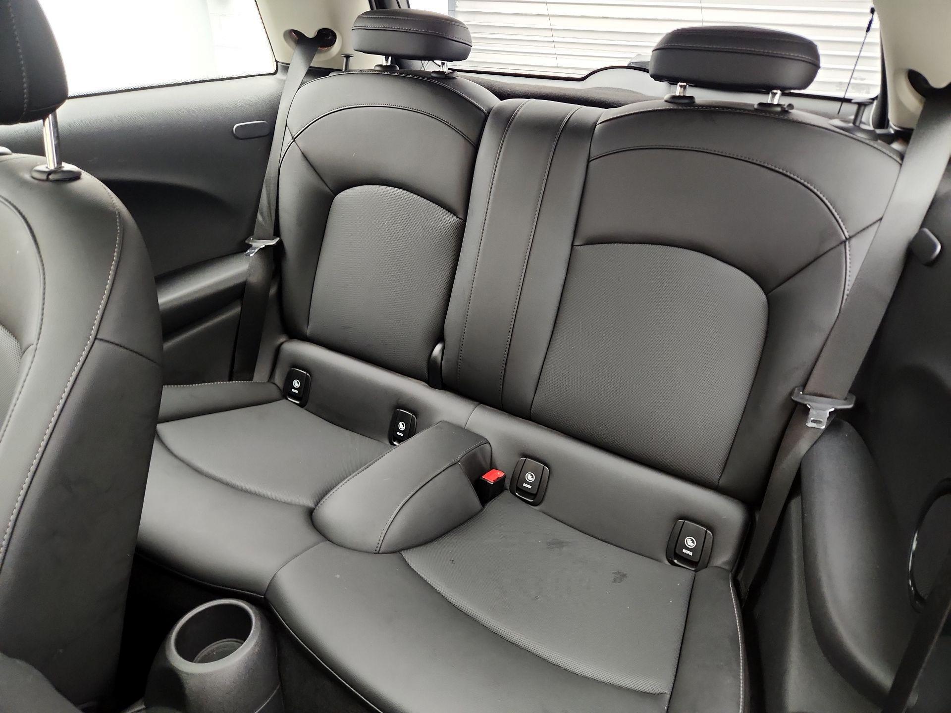 Thumbnail: 2023 MINI Cooper Hardtop - 20