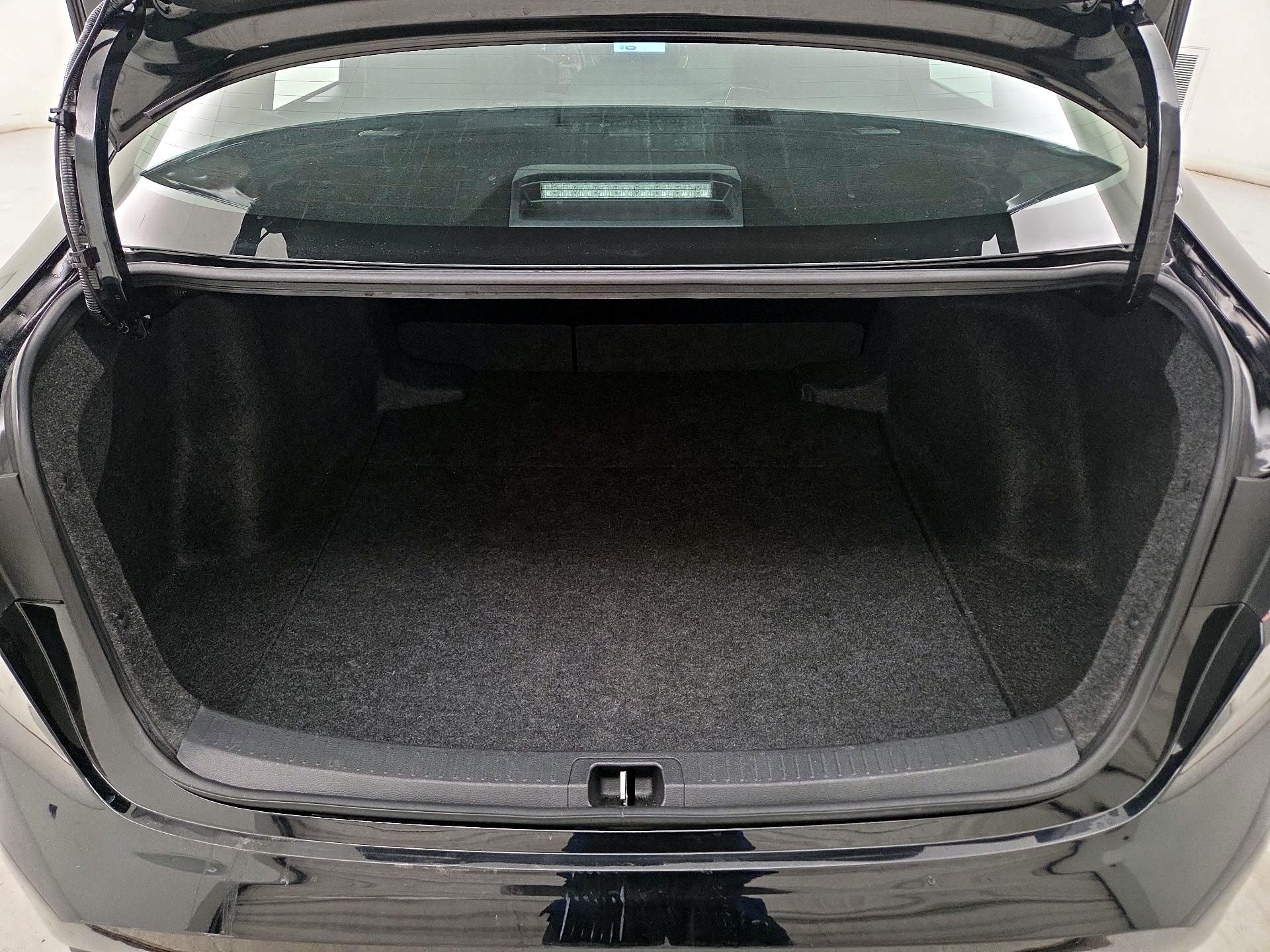 Thumbnail: 2025 Toyota Corolla - 20